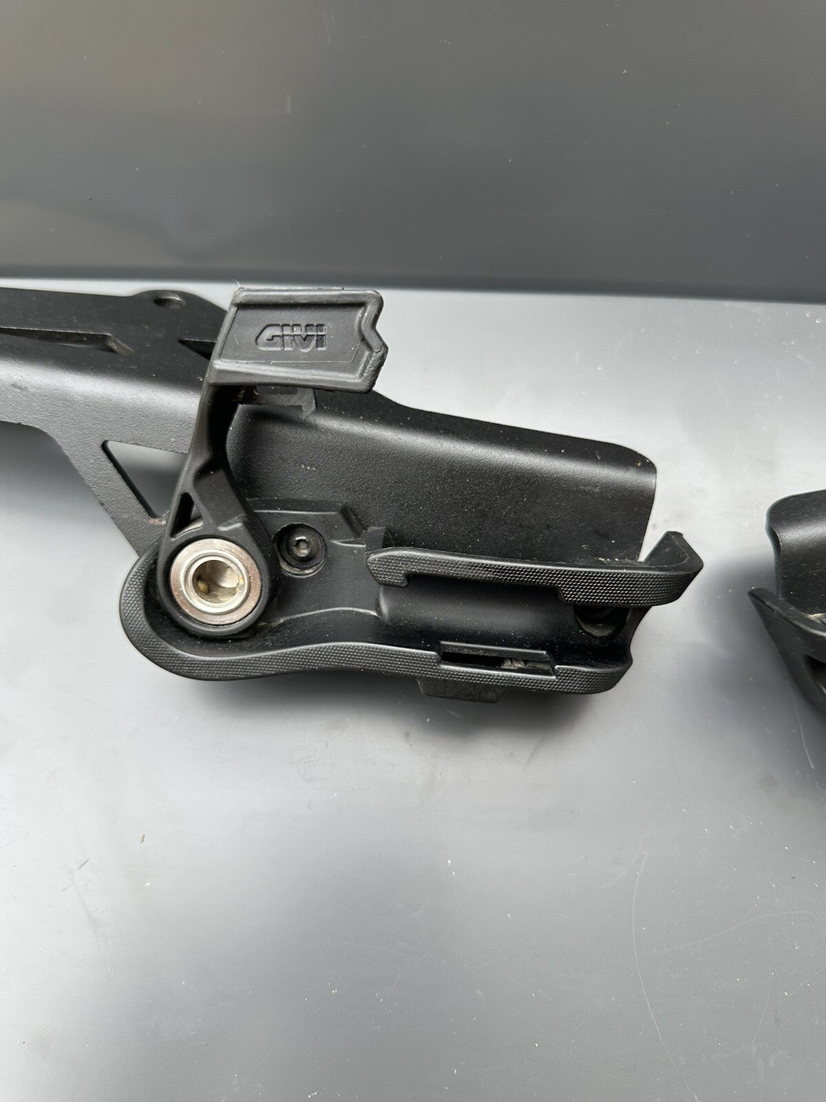 GIVI Quick Release X Release For Triumph Speed Triple 1200RR 2022 SPARES 1200RR
