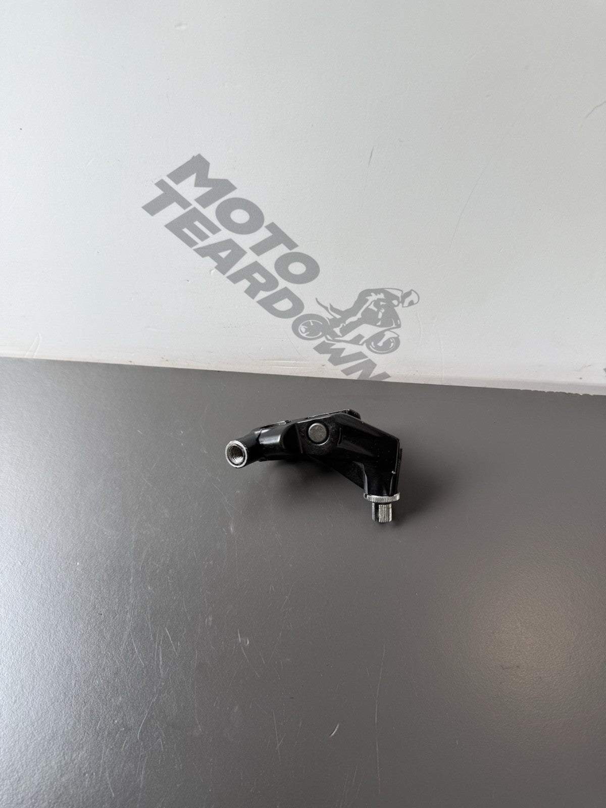 TRIUMPH TRIDENT 660 CLUTCH PERCH CLUTCH BRACKET YEAR 2021-2024 OEM