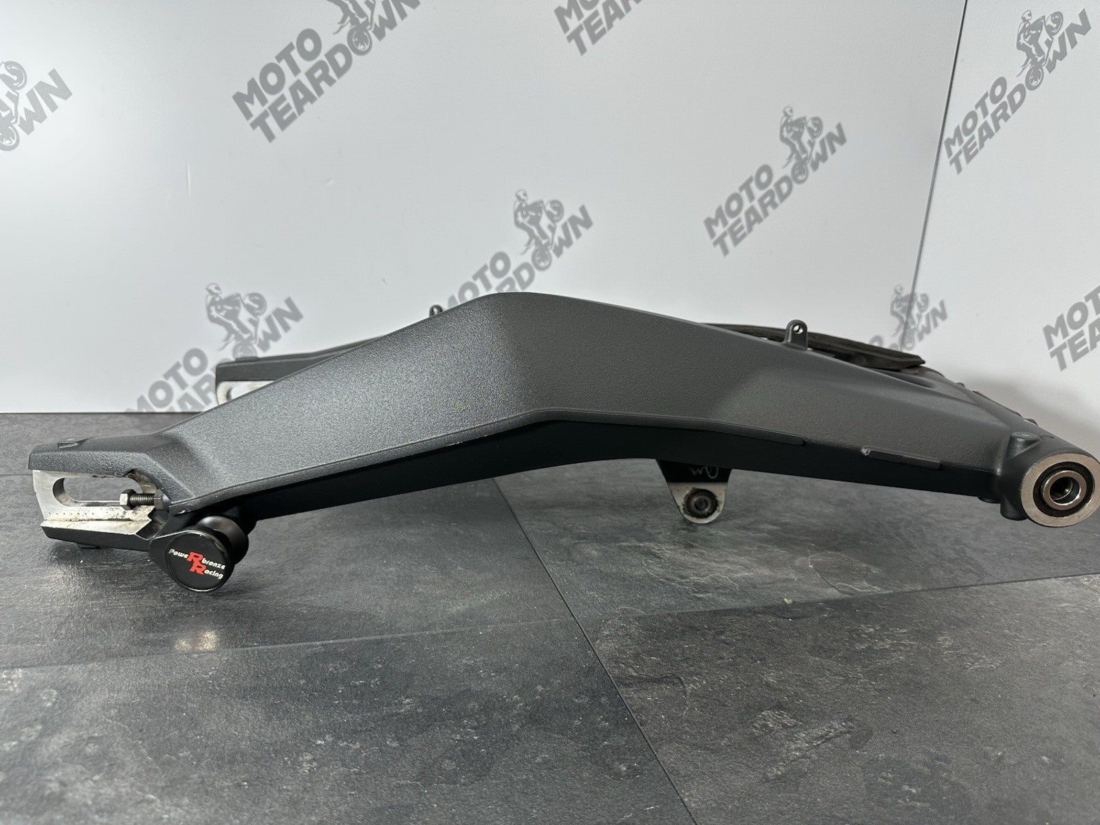 Triumph Street Triple 675 R 2015 Swingarm Swinging Arm 2013-2016 16470 Miles OEM