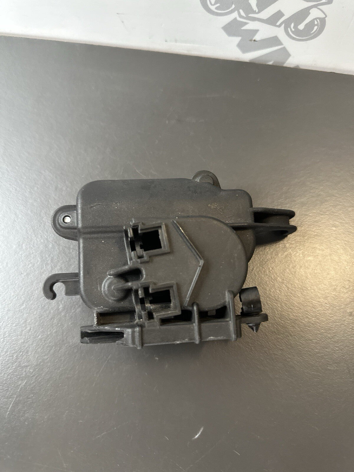 BMW S1000R exhaust valve motor actuator Exhaust Actuator 2014 16,808 Miles OEM
