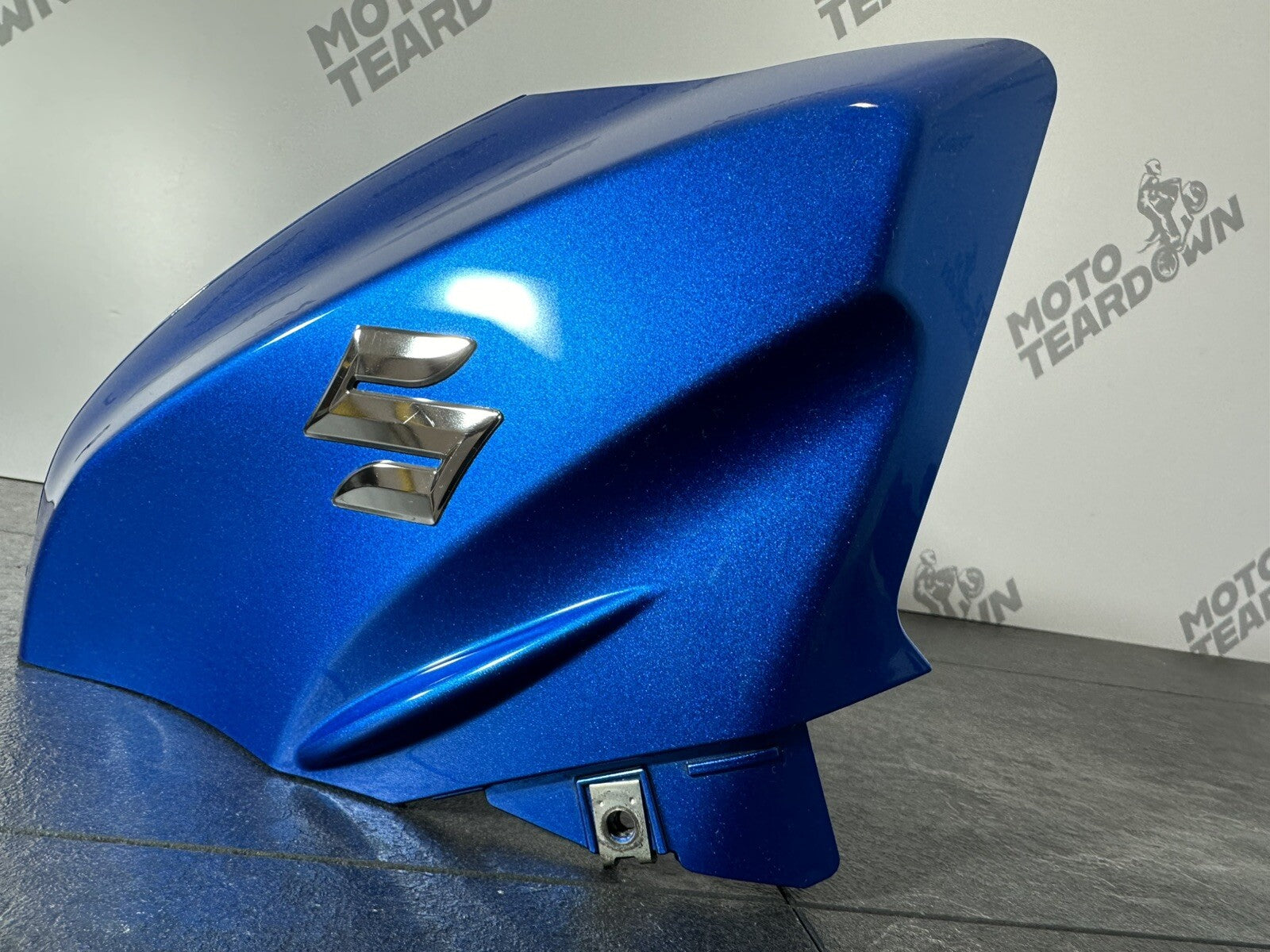 Suzuki GSXR 1000 2014 Fuel Tank Front Cover Fairing 22774 Miles 2009-2016 OEM