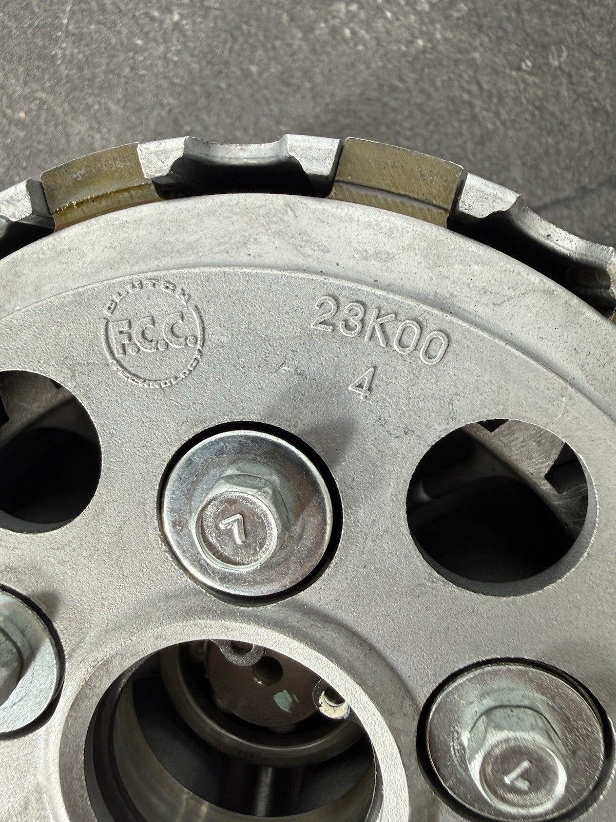 d24e8d39-d824-40b9-8773-6e3cbfda5c66