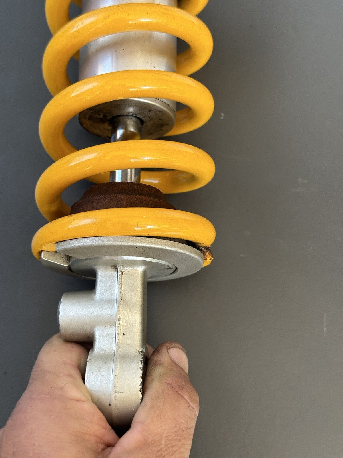 TRIUMPH STREET TRIPLE 765 RS OHLINS REAR SHOCK 2019 - *UK ONLY* 8126m Ohlins