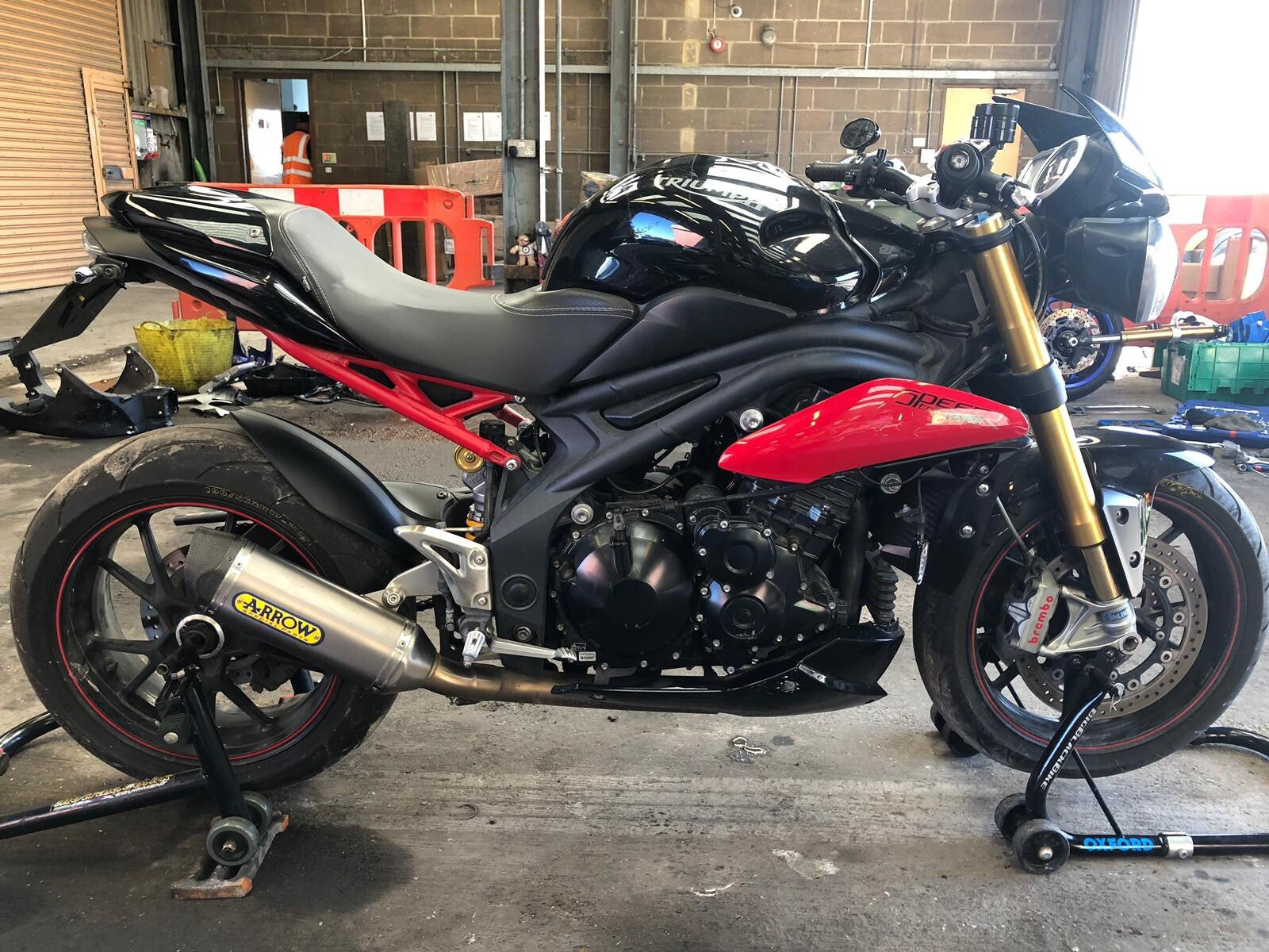 TRIUMPH SPEED TRIPLE 1050 R 2015 Air Valve Engine Breather AIR Valve 1050R Valve