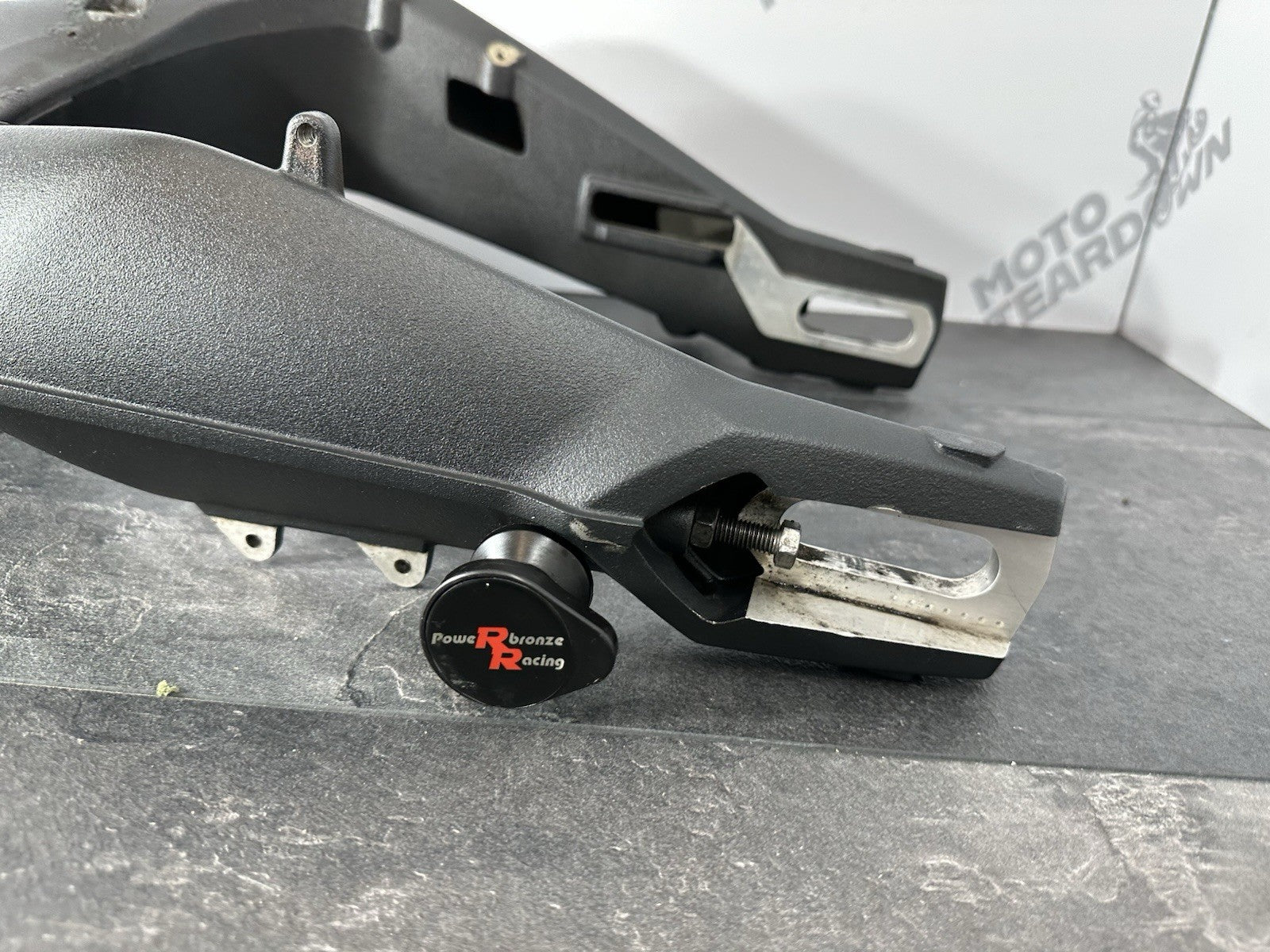 Triumph Street Triple 675 R 2015 Swingarm Swinging Arm 2013-2016 16470 Miles OEM