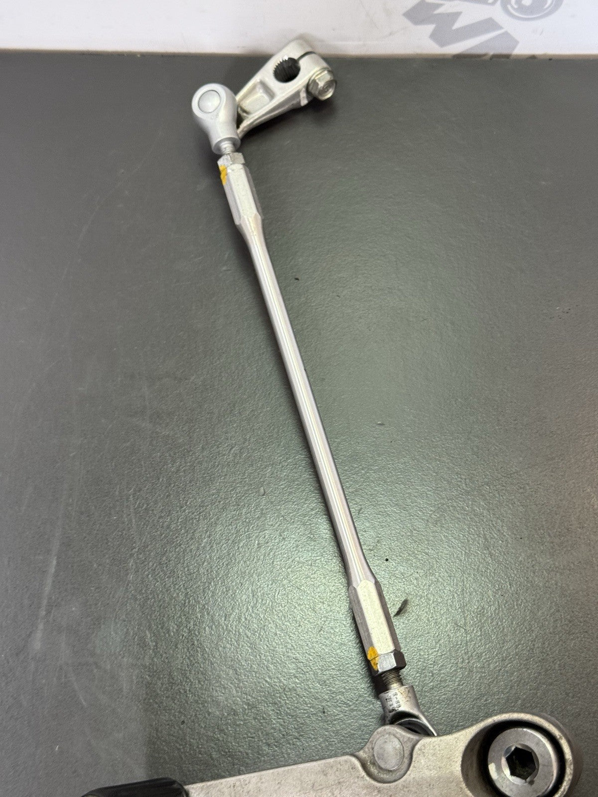 087a0aef-8db2-4c3c-b957-f99b786e5da7