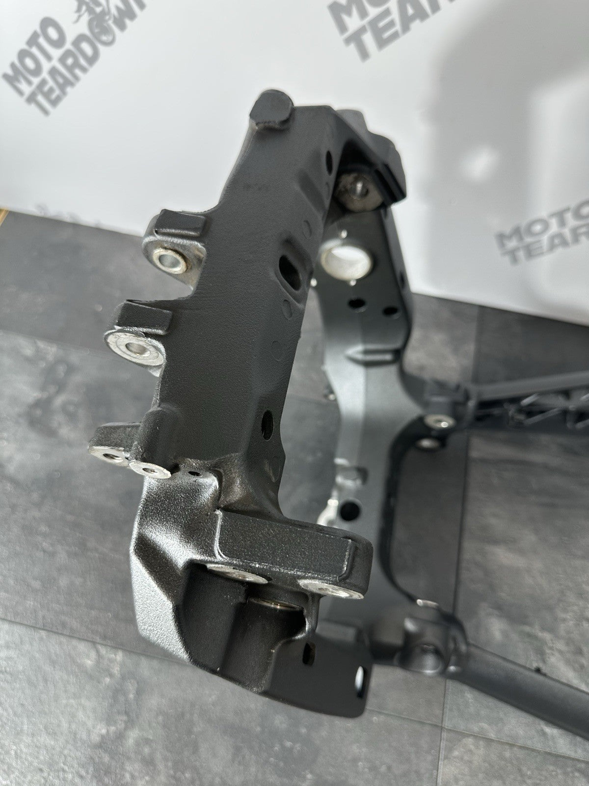 Triumph Street Triple 675 R 2015 Frame With V5 Main Frame 2013-2016 16470m CAT N