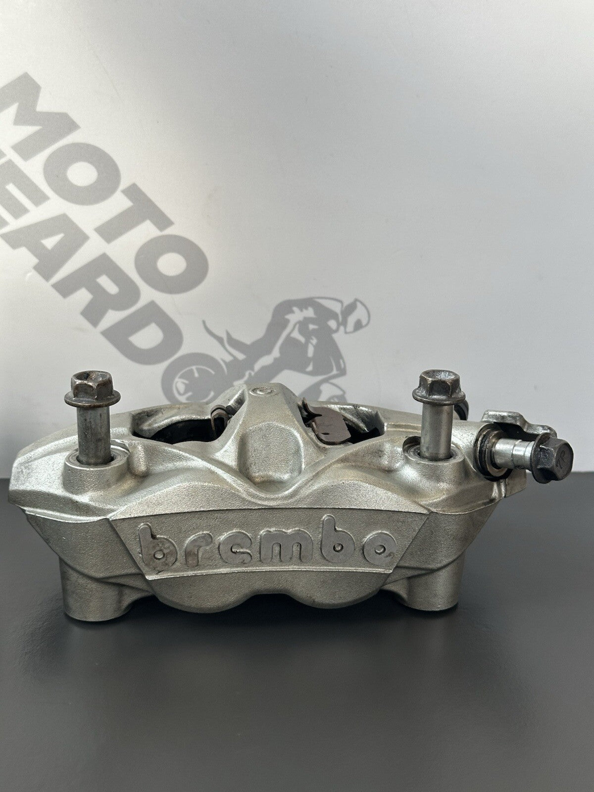 Suzuki GSXR600 GSXR750 Front brake calipers Brembo Monoblock 2011 - 2017 108mm