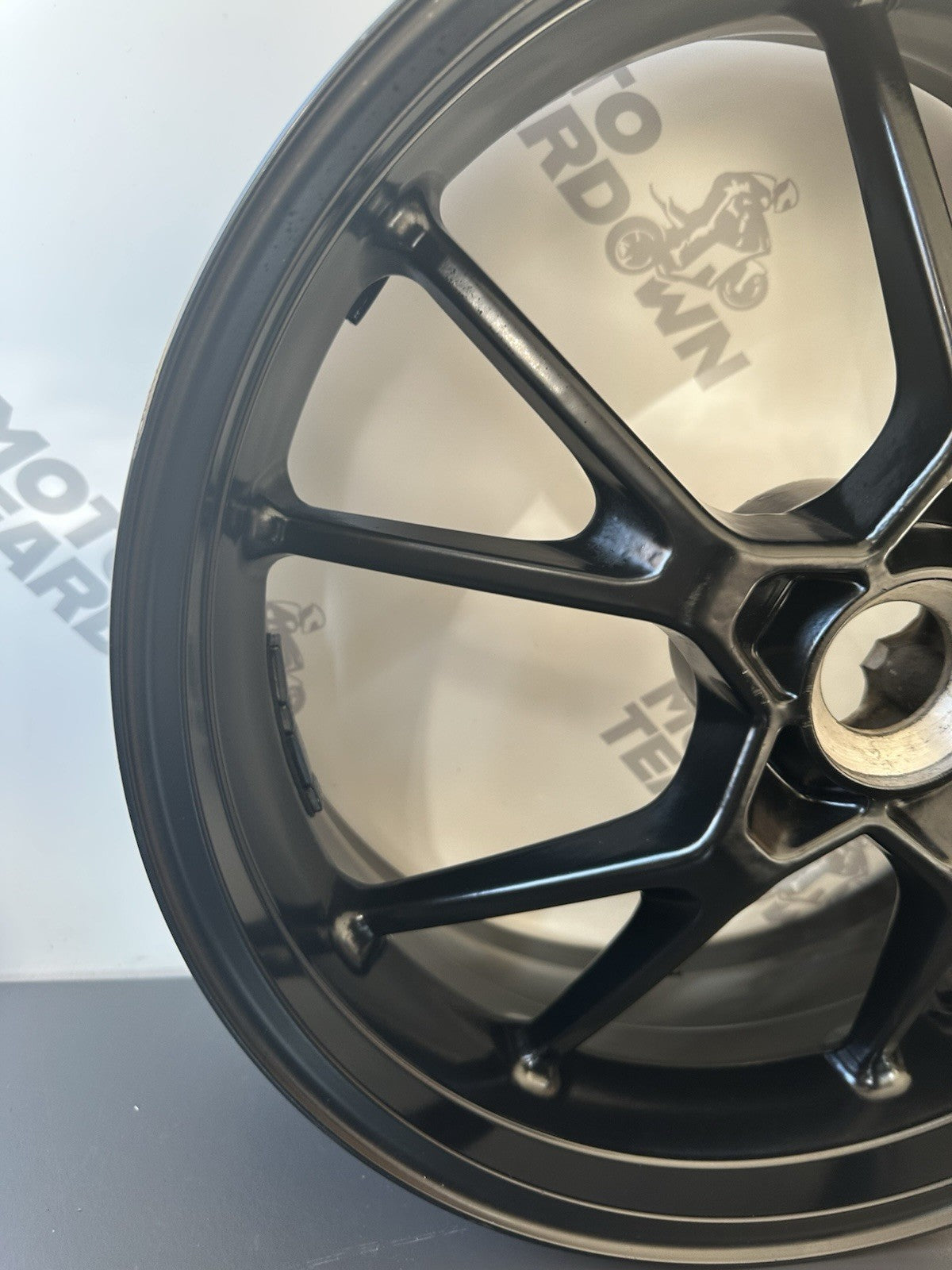 TRIUMPH SPEED TRIPLE 1050 REAR WHEEL Rear Rim 2011-2015 1050 Rear Wheel OEM