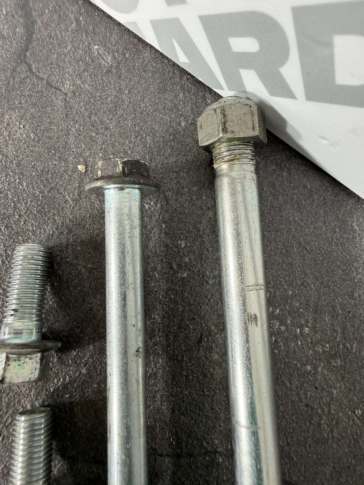 9d5cadf3-0231-45c0-8727-72a222085095