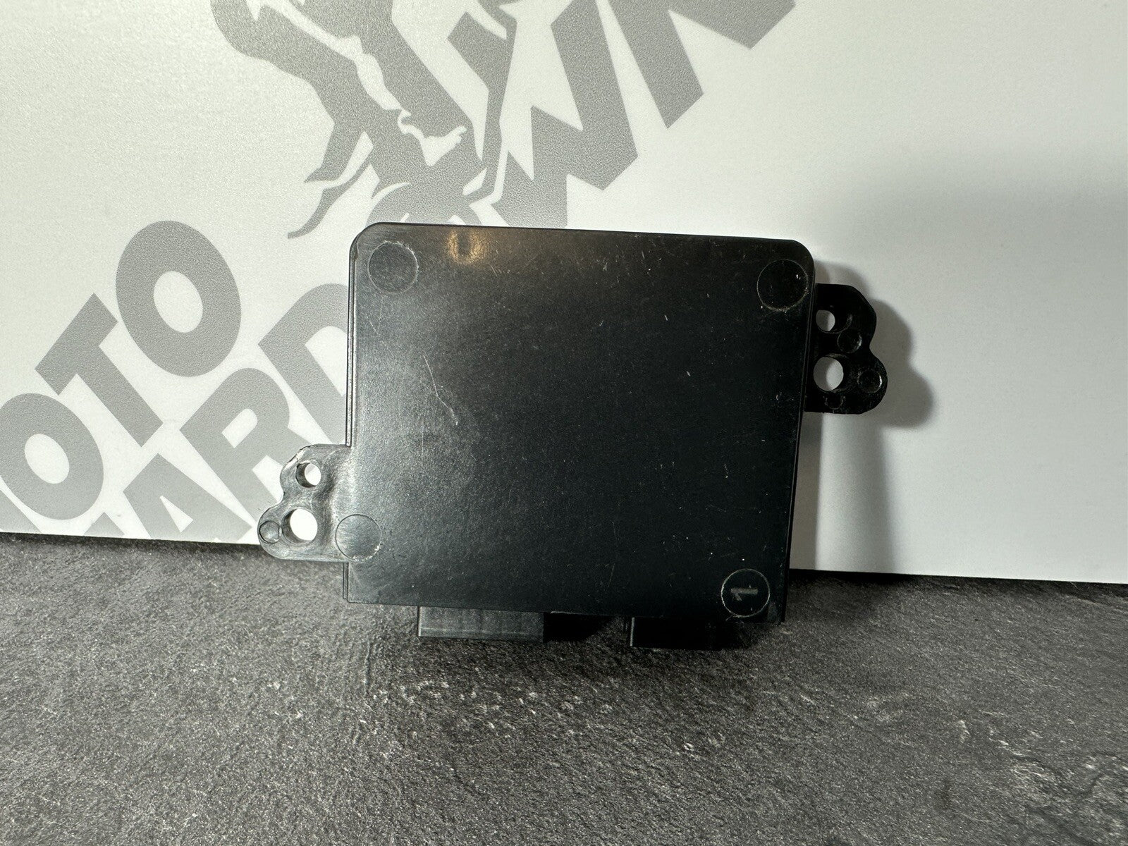 Yamaha R7 690 2024 Light Control Unit Light ECU 1784 Miles 2022 2023 OEM