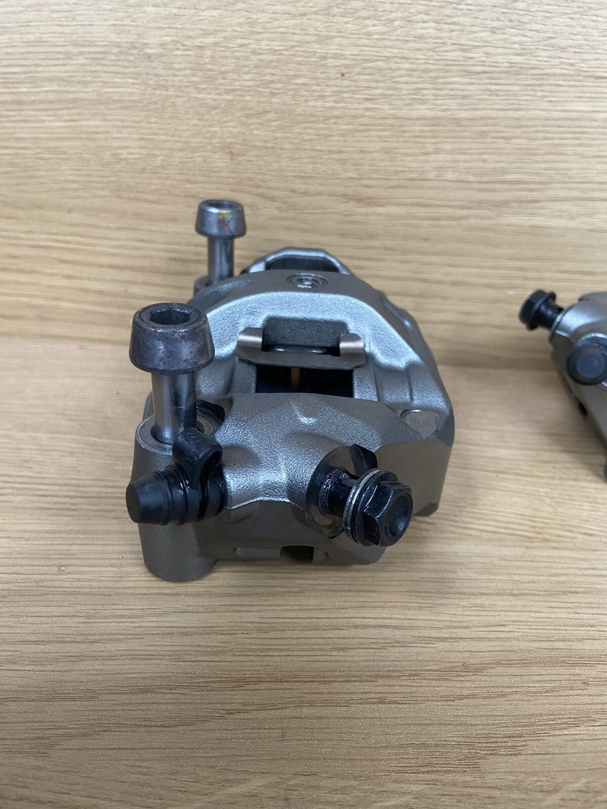 Triumph Street Triple 765 RS BREMBO FRONT BRAKE CALIPERS Brembo Monobloc M50 OEM