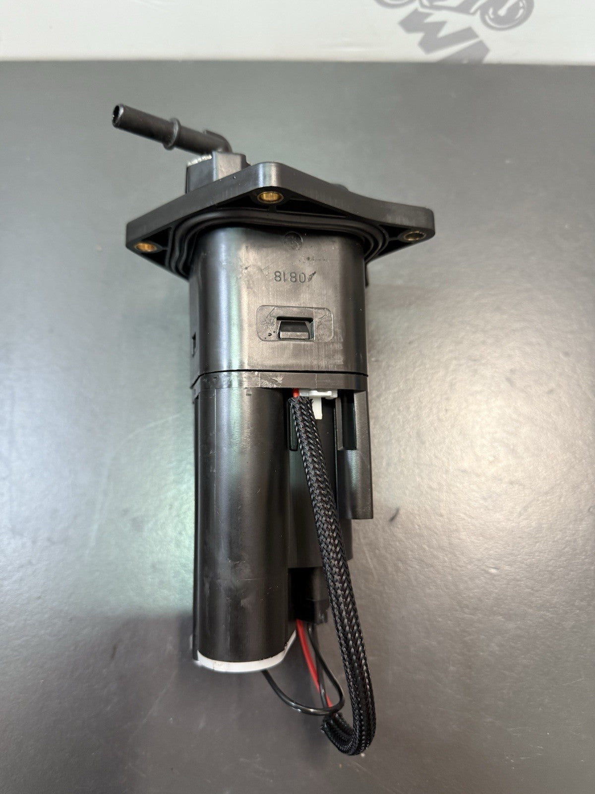 cbdcb7fa-0c45-4453-b410-75559826e936