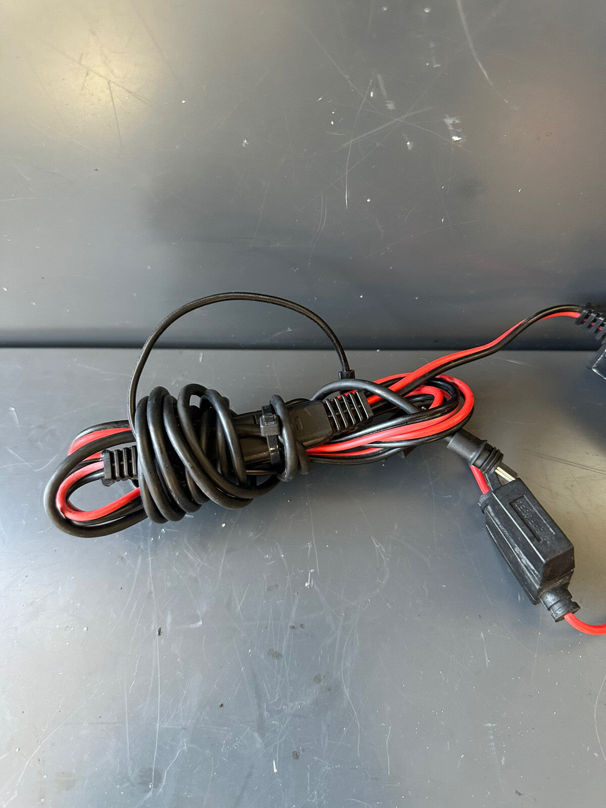 MOTOPOWER 3.1Amp Motorcycle USB Charger for Phone, GPS or Sport Camera UK