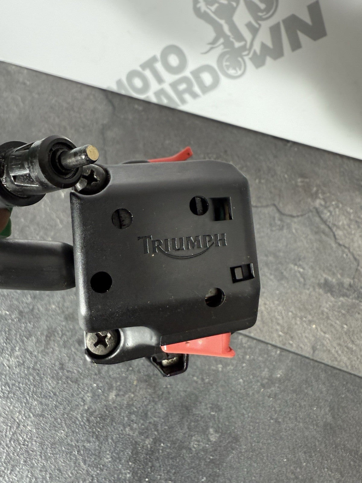 0b465927-ca4d-42c9-ad49-c148620d36dd