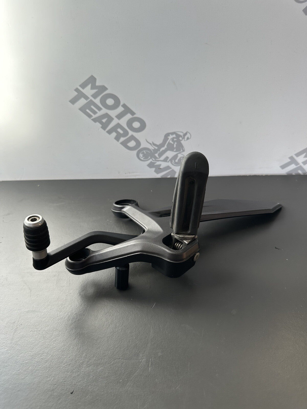 KTM 790 left Footrest riders footrest assembly Left Foot Rest 64103038100 OEM
