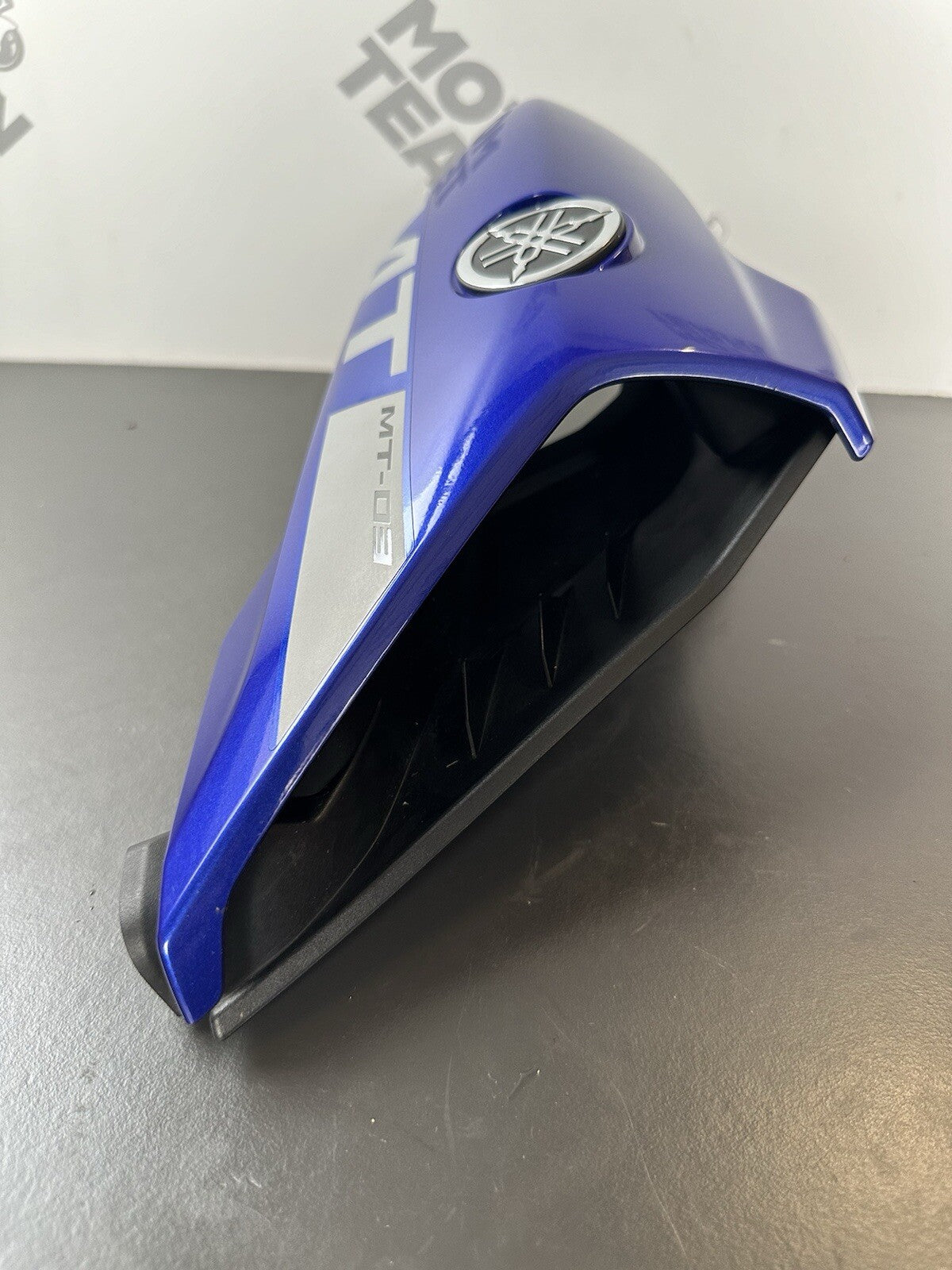 YAMAHA MT03 Right AIR DUCT FAIRING PLASTIC RIGHT MT 03 Right Air Duct Fairing