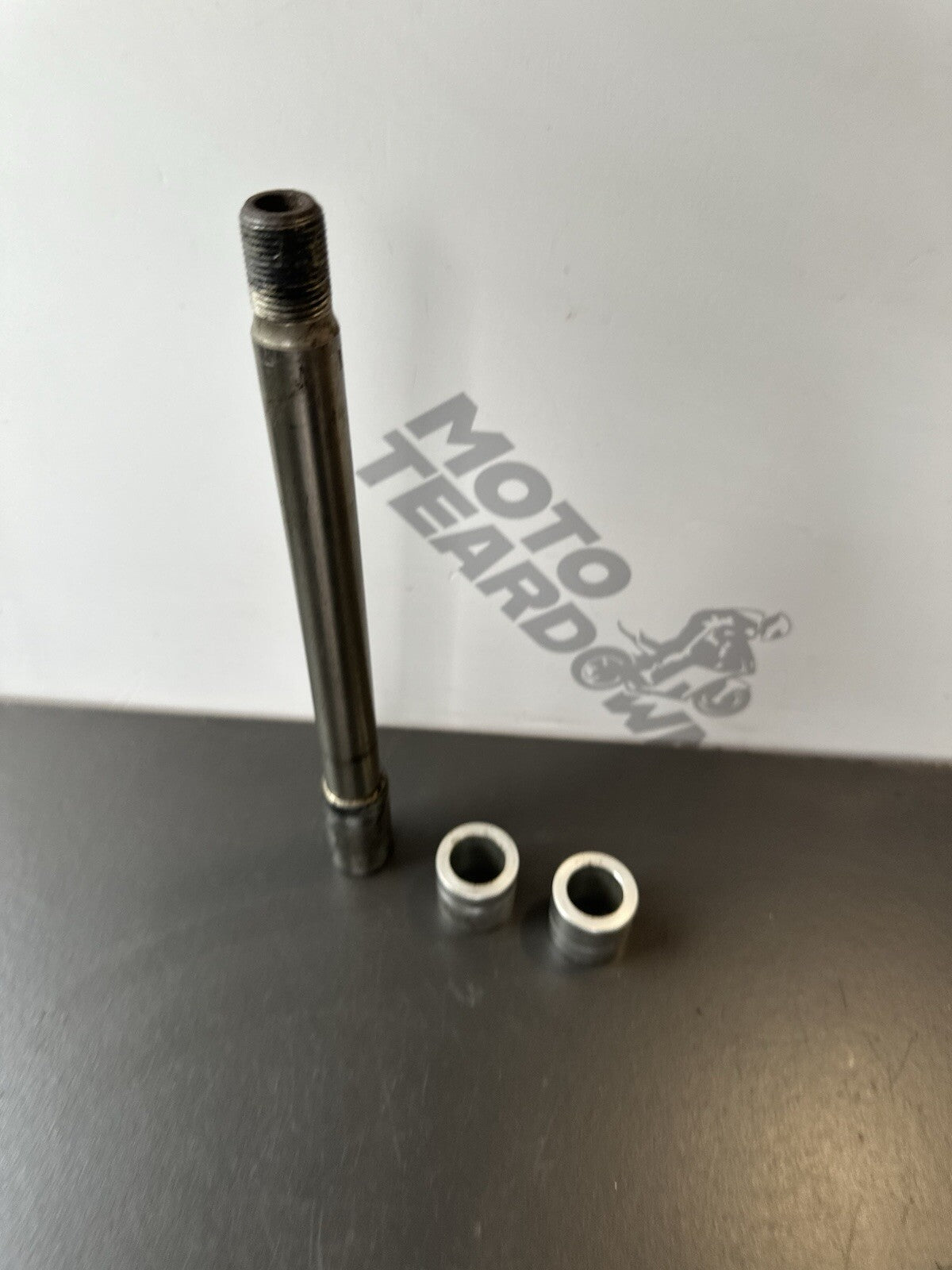 TRIUMPH STREET TRIPLE 765S 765RS 765 FRONT WHEEL SPINDLE FRONT AXLE 2017-2019