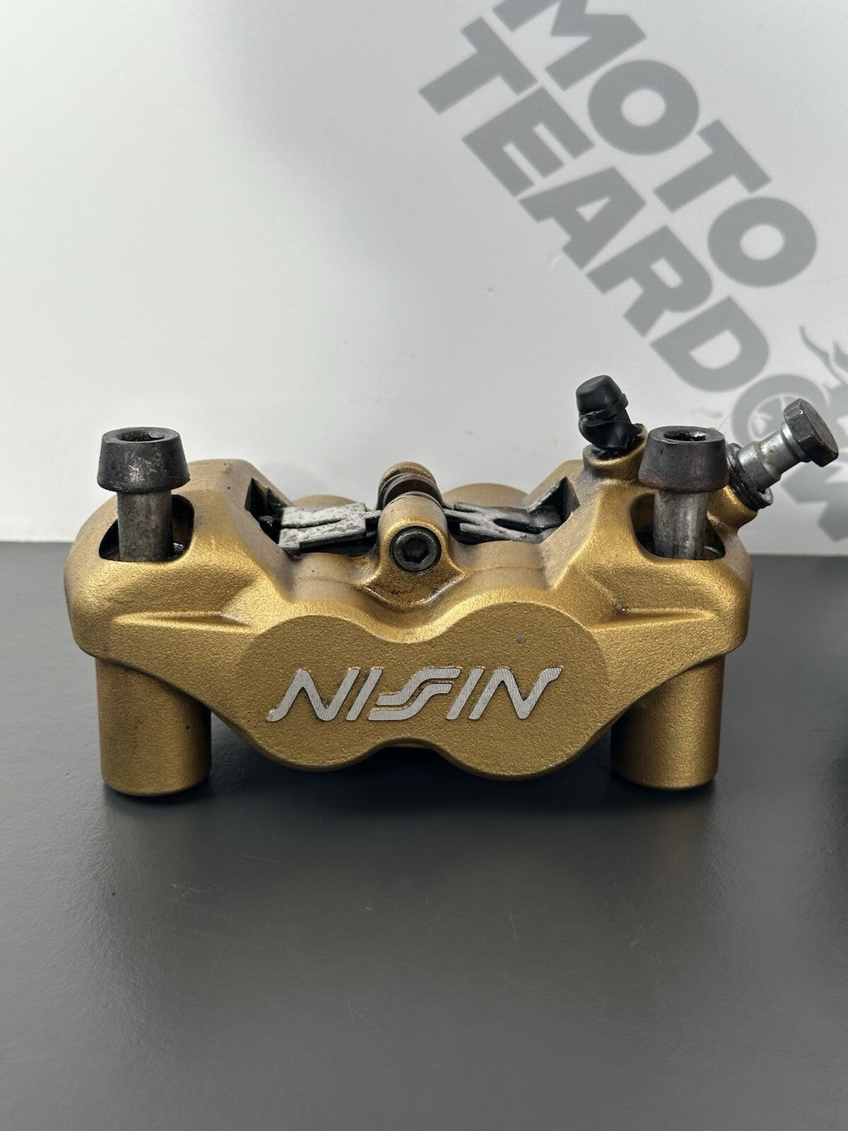 TRIUMPH STREET TRIPLE 675R 675 FRONT BRAKE CALIPER SET NISSIN FRONT BRAKES OEM