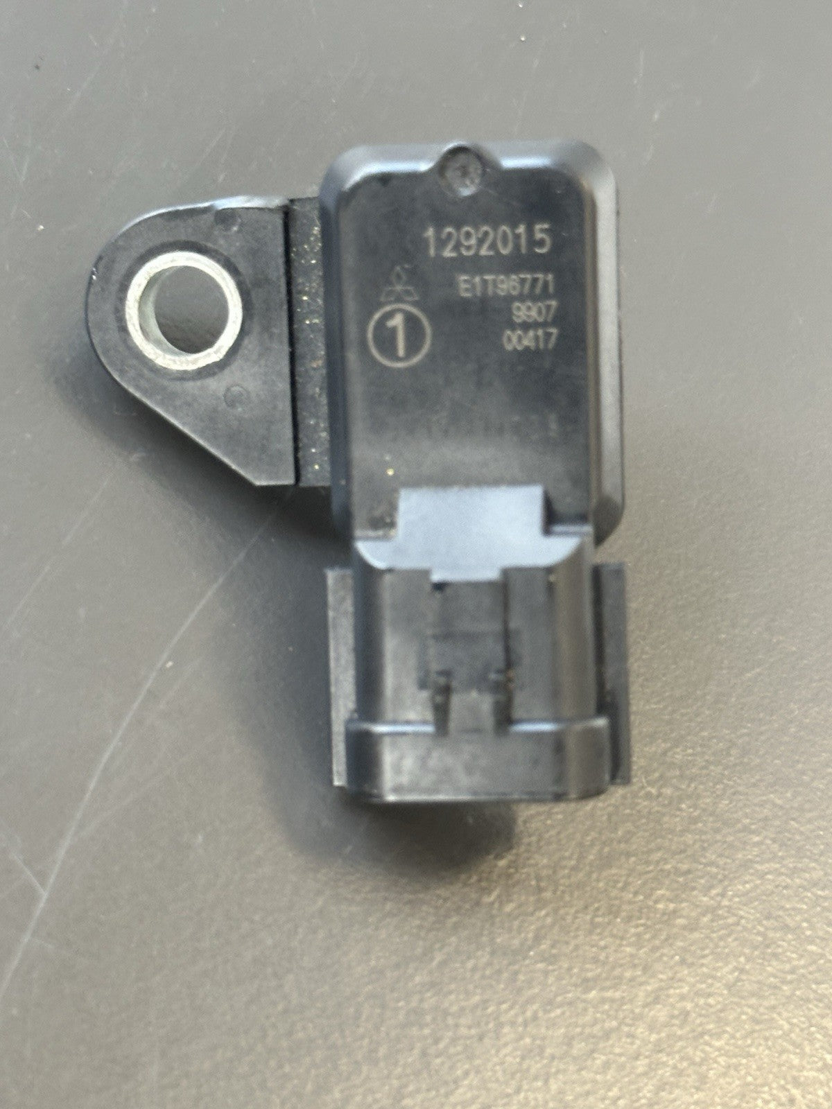 Triumph Street Triple 675 ABS Air Sensor 2007 - 2011 Map Mass Air Flow Sensor