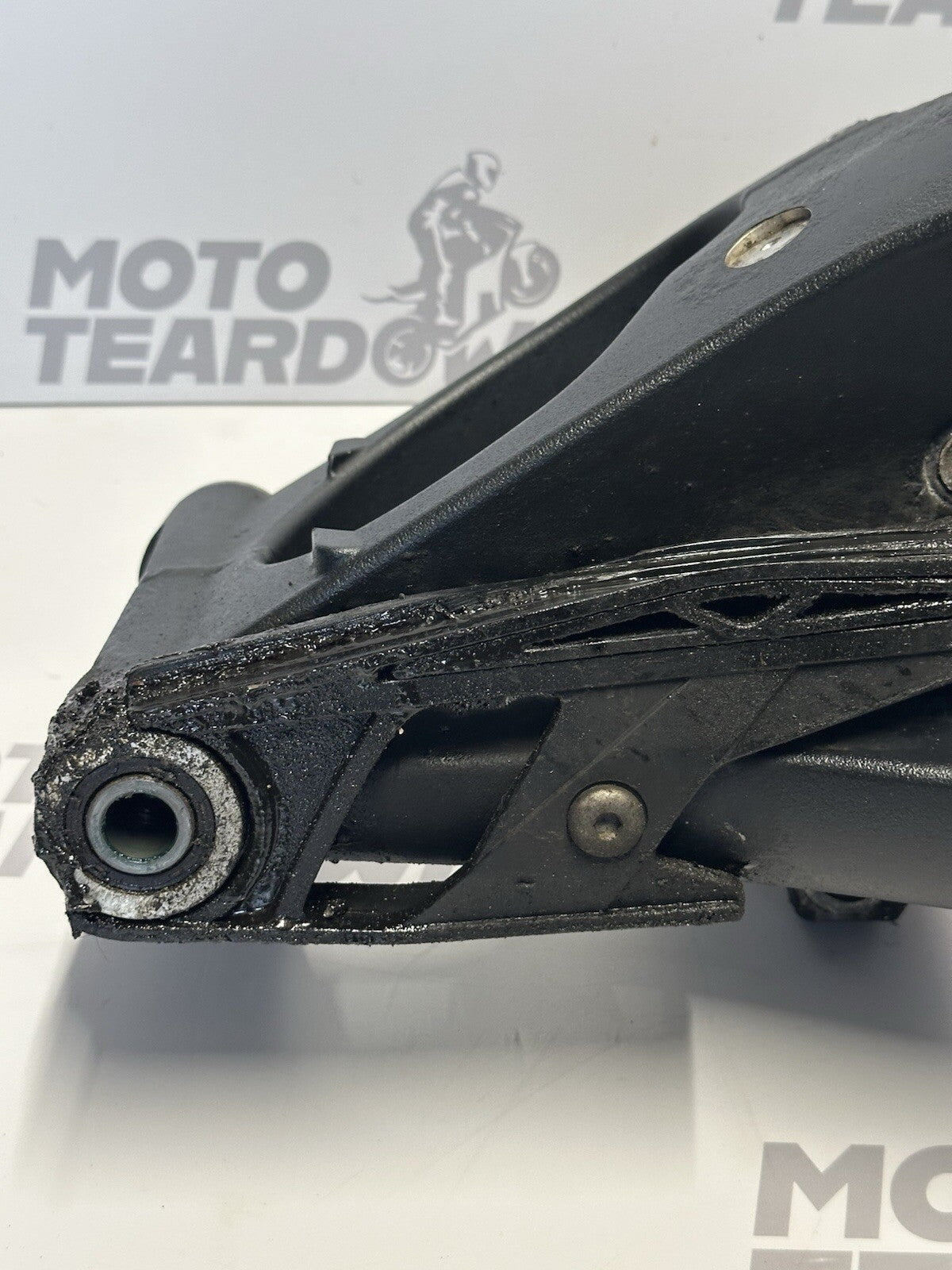 TRIUMPH STREET TRIPLE 675R SWINGING ARM SWING ARM 2011 675R Swing Arm OEM