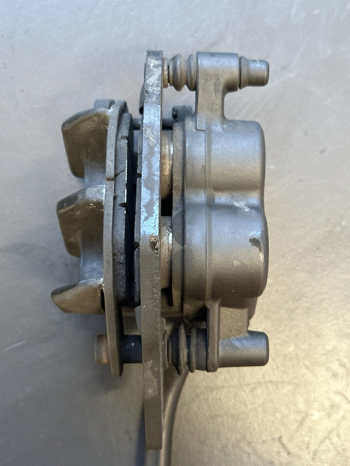 YAMAHA MT-03 FRONT BRAKE CALIPER Yamaha MT03 Front Brake Caliper 2020- OEM