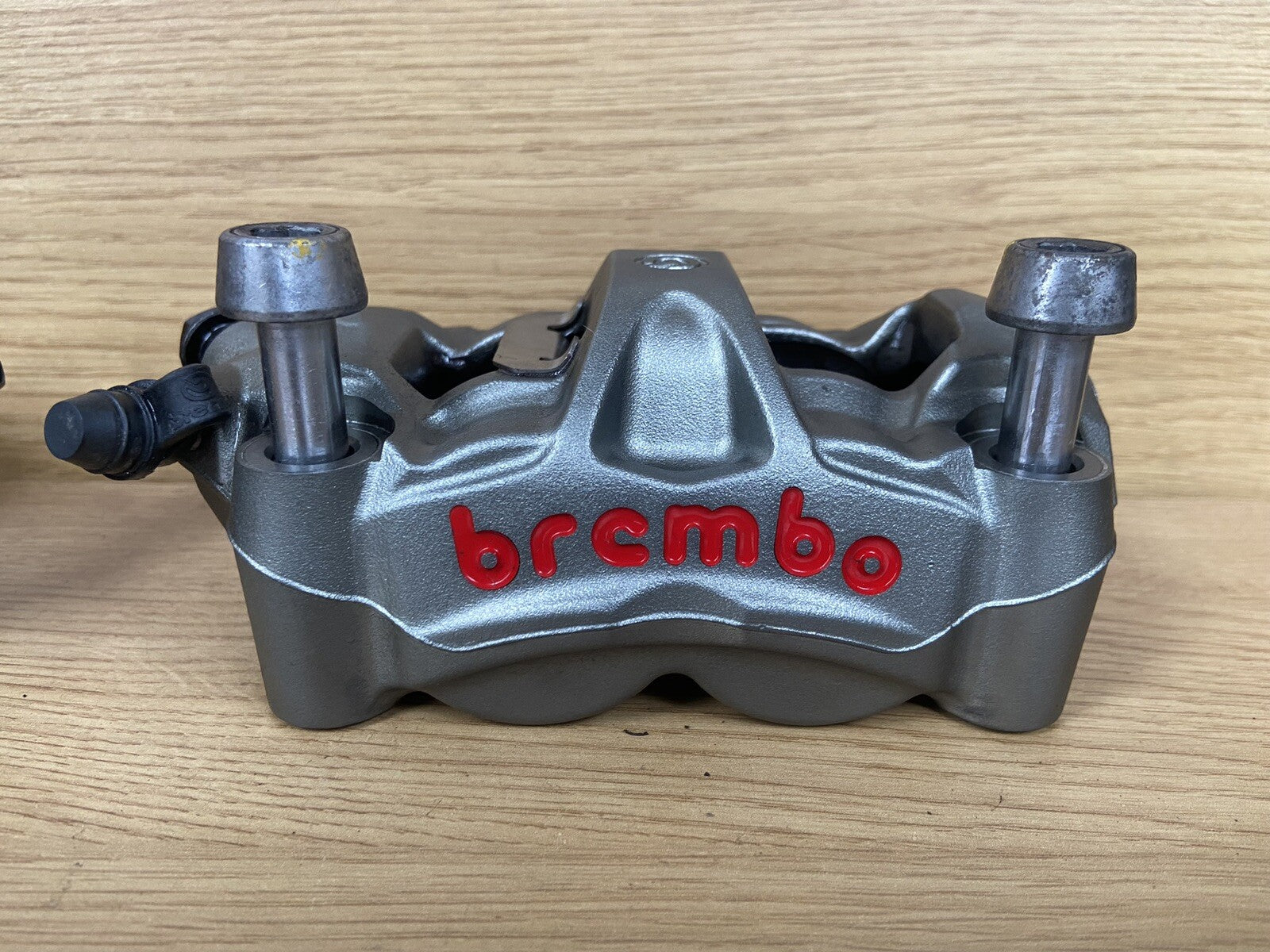 Triumph Street Triple 765 RS BREMBO FRONT BRAKE CALIPERS Brembo Monobloc M50 OEM