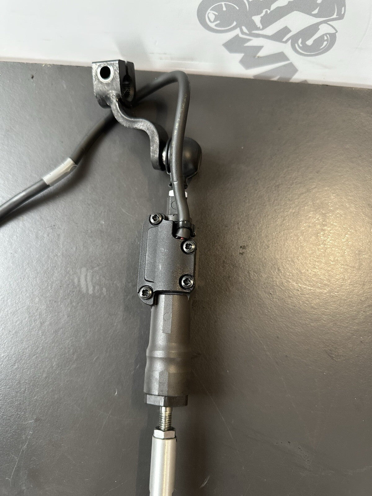 YAMAHA MT-09 SP Gear Shifter - B7N824800000 Yamaha MT09 SP Quickshifter OEM 2022