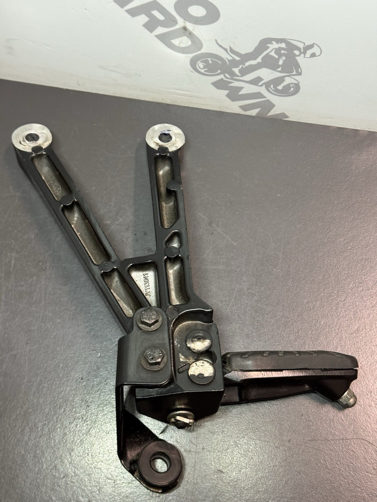 830db0bf-e8b9-4aef-a4c4-8a2b0f26b3fd