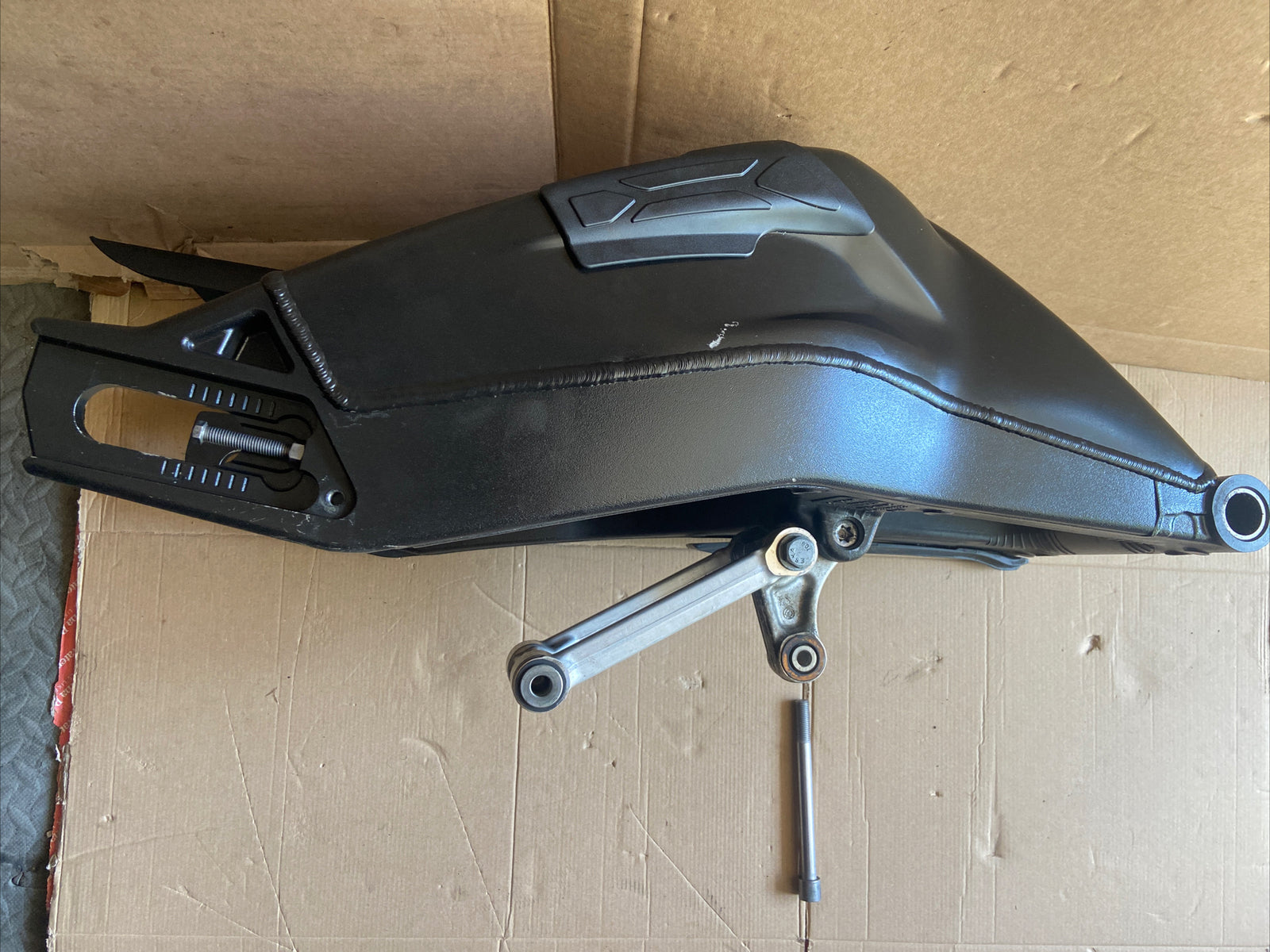 BMW S1000RR swinging arm Swing arm And Linkage GEN 3 OEM 8535947 S1000RR SWING