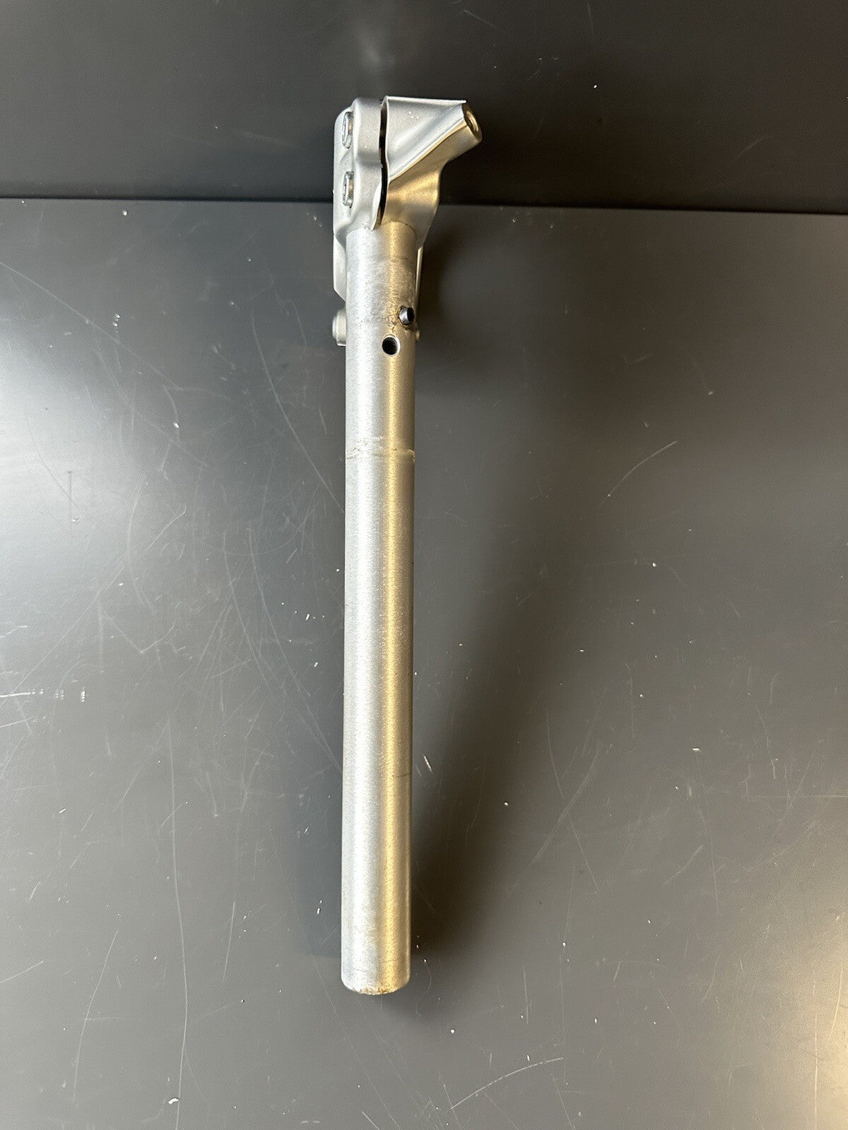 DUCATI PANIGALE 959 RIGHT RH HANDLEBAR CLIP ON BAR **SLIGHTLY BENT** 959 Clip On