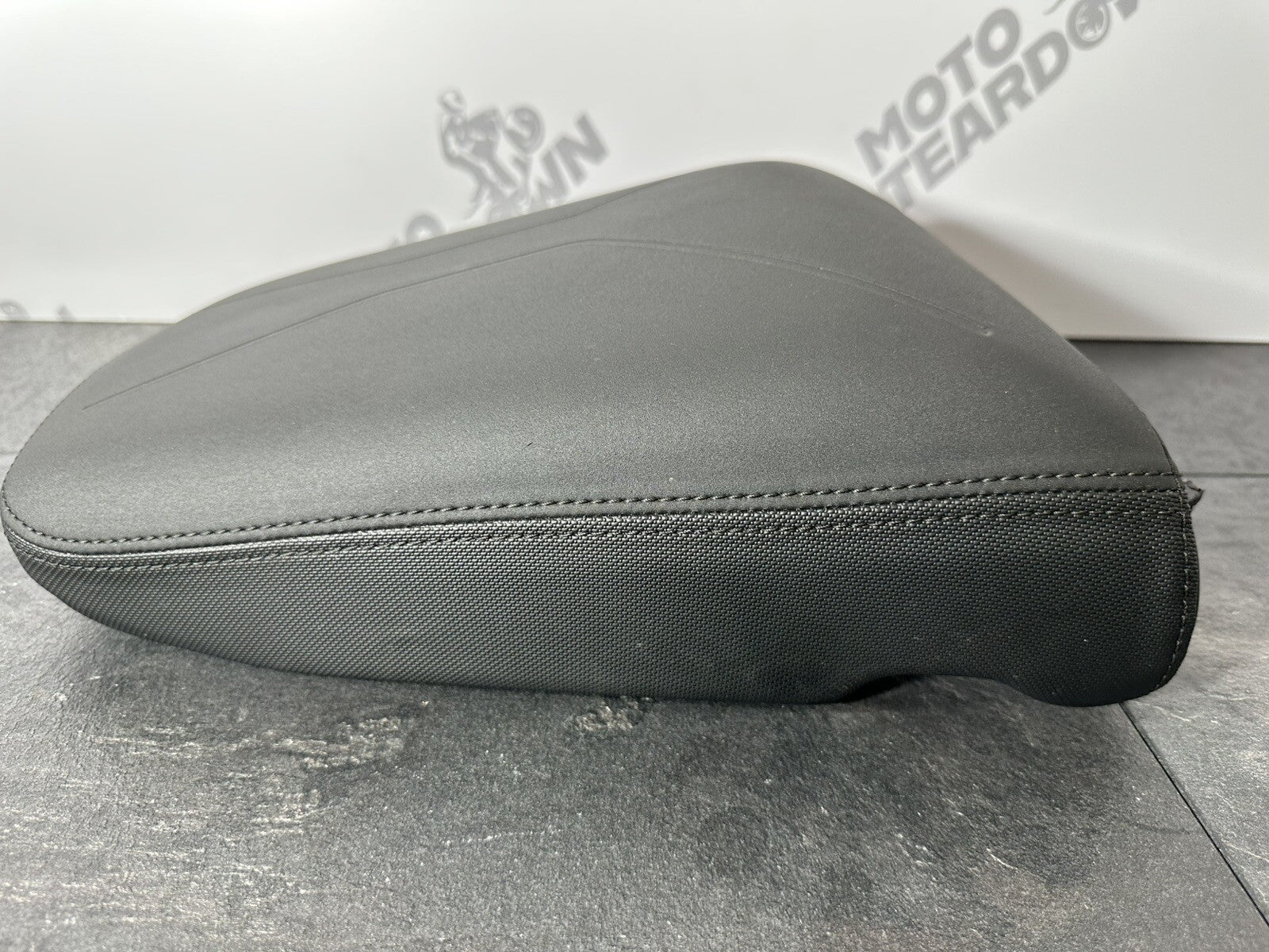 Triumph TIGER 900 GT PRO 2022 Heated Pillion Seat 6337 Mile 2020-2023 OEM