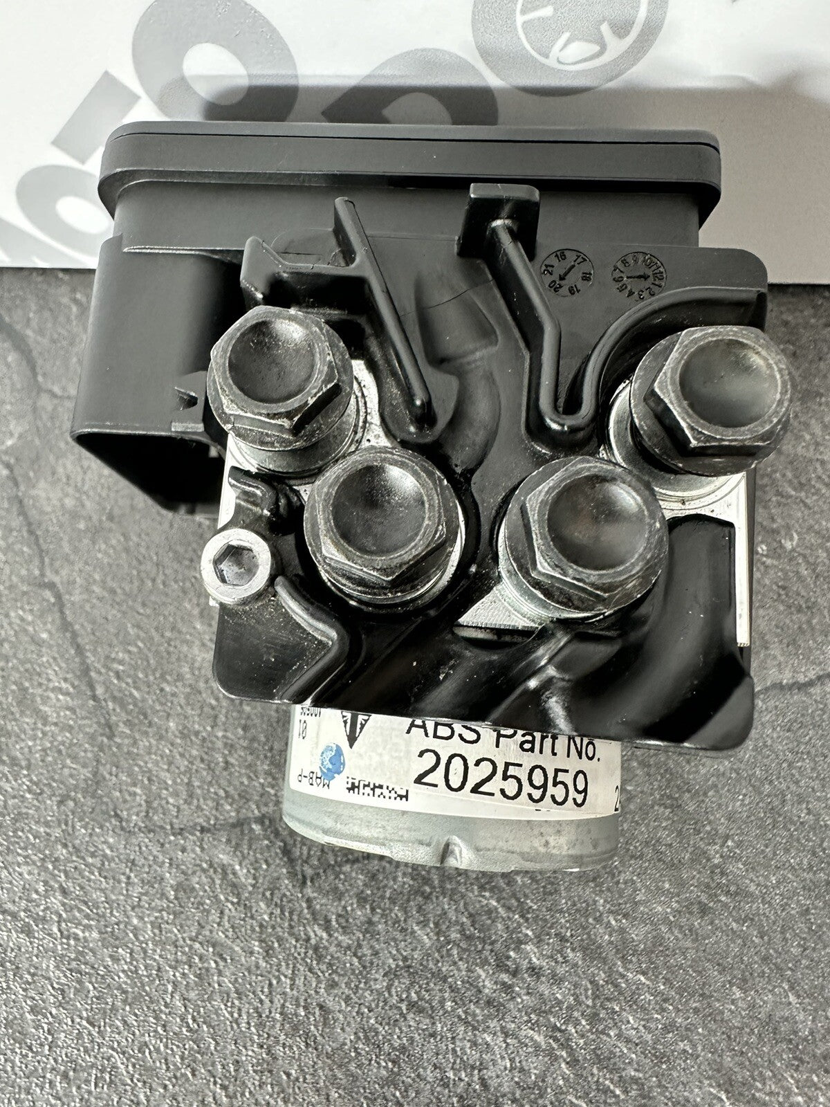 Triumph Street Triple 765 RS 2022 ABS Pump Regulator 2751 Miles 2020 2021 OEM