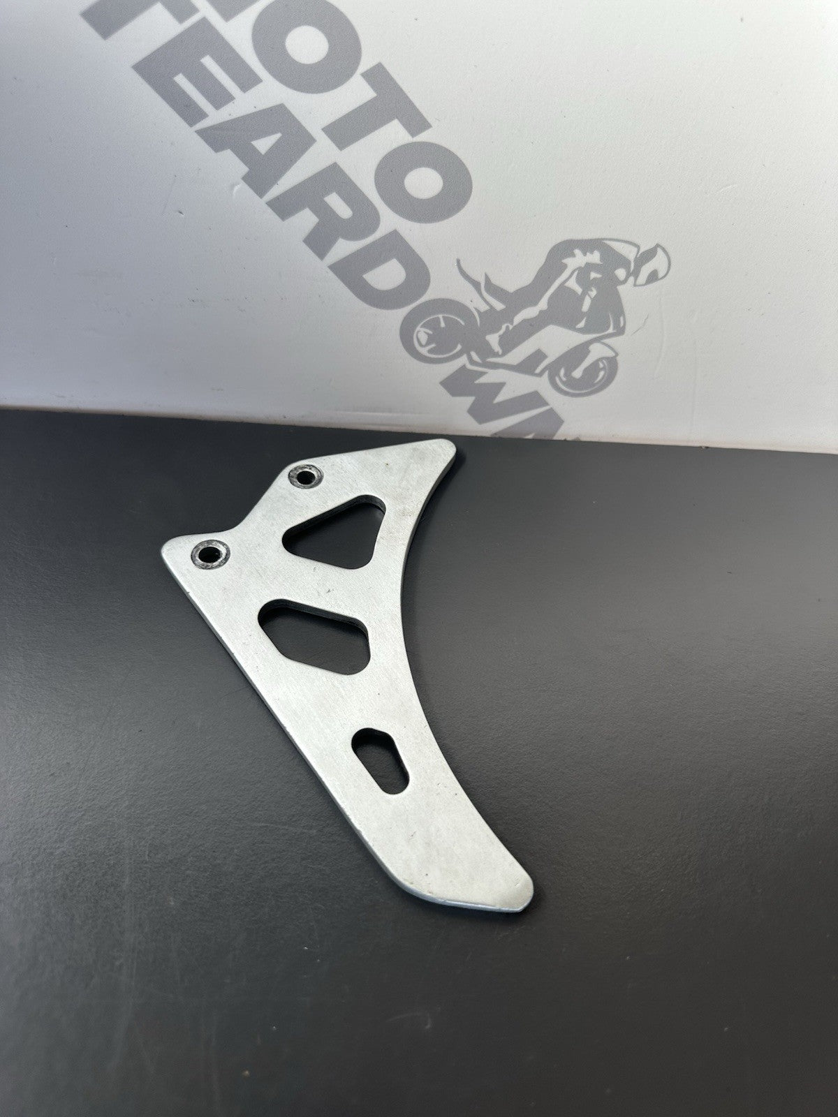 Triumph Speed Triple 1050 2011-2015 Chain Alloy Chain Guard Chain Guard OEM