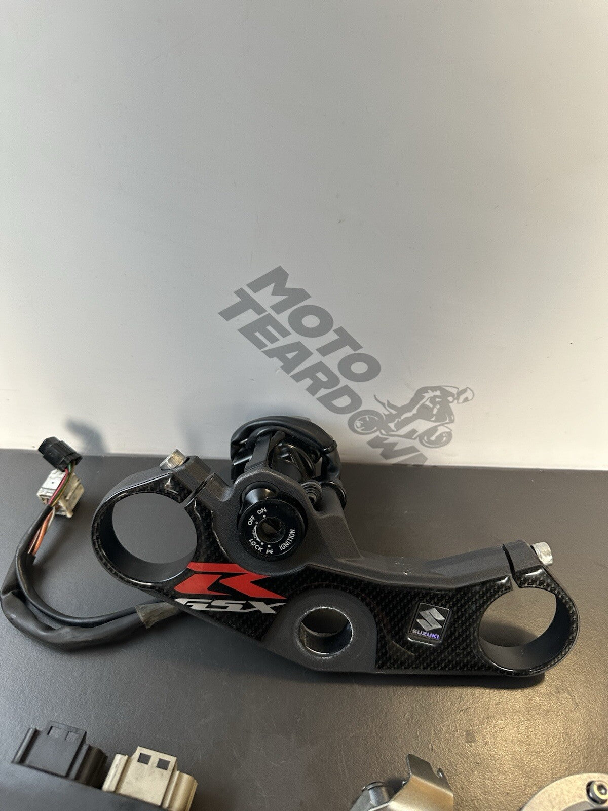 Suzuki GSXR 600 750 ECU ignition fuel cap seat lock set & key 2011 - 2016 L1-L7