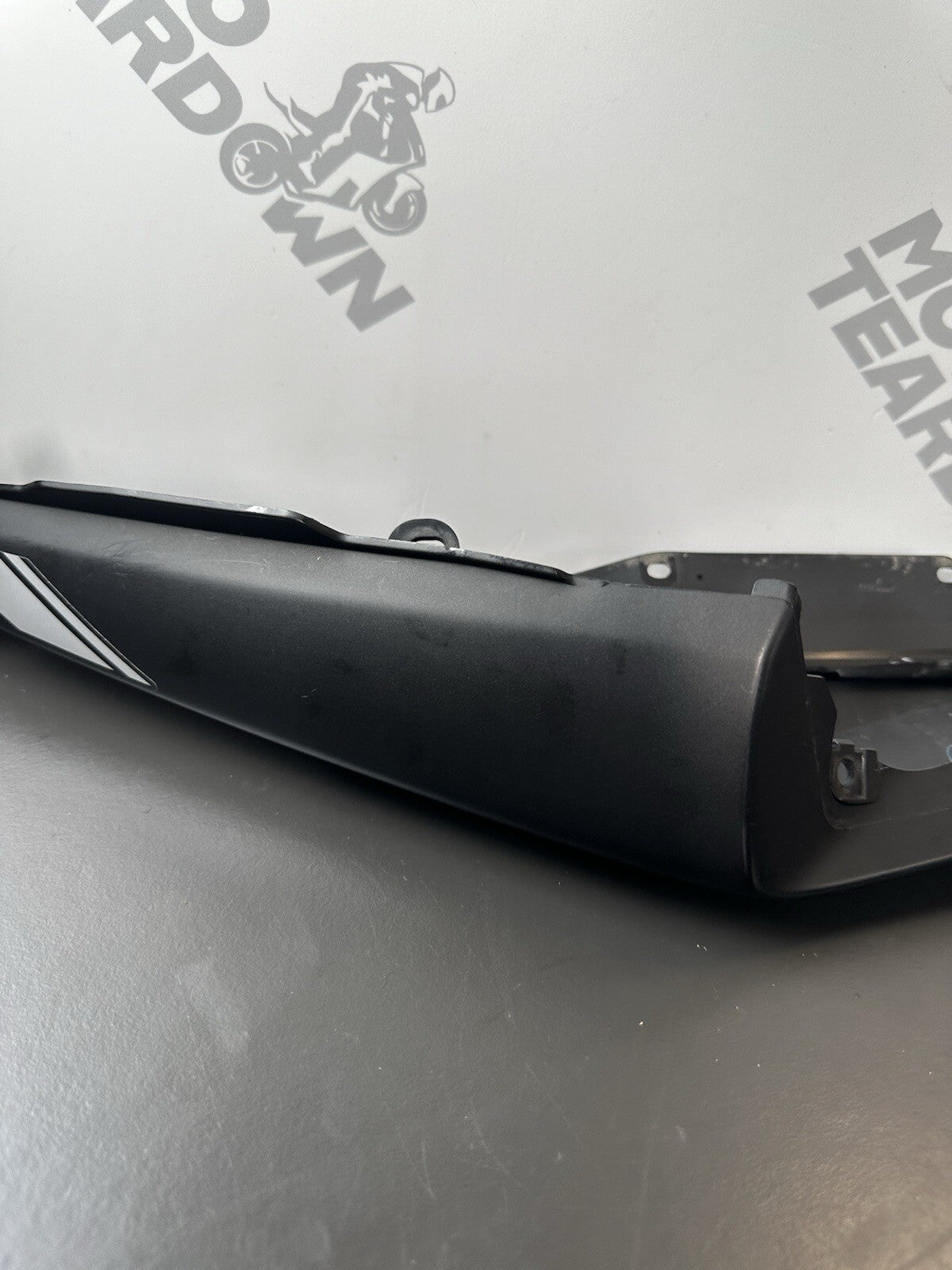 Yamaha MT03 MT-03 Right Rear fairing panel rear Right wing trim 1WD-F1721-00 OEM