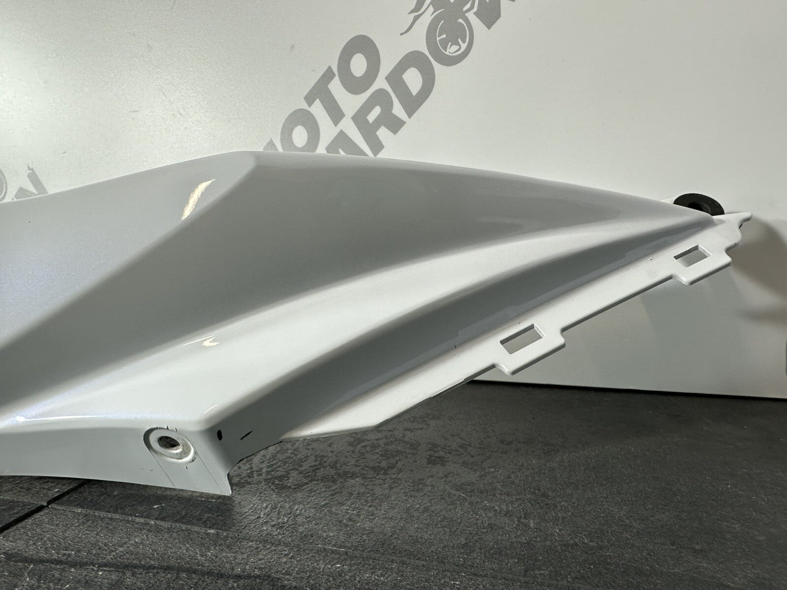 Suzuki GSXR 1000 2014 Right Seat Side Fairing Cowling 22774 Miles 2009-2016 OEM