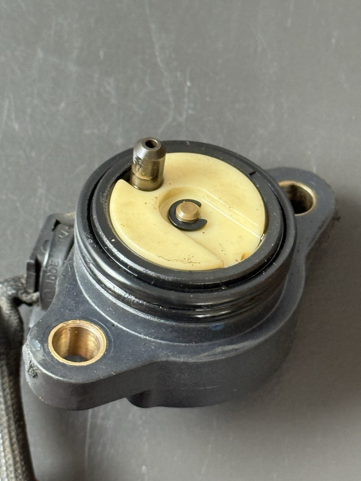 Triumph Daytona 675R Speed Sensor Engine Speed Sensor 2013-2016 Speed Sensor OEM