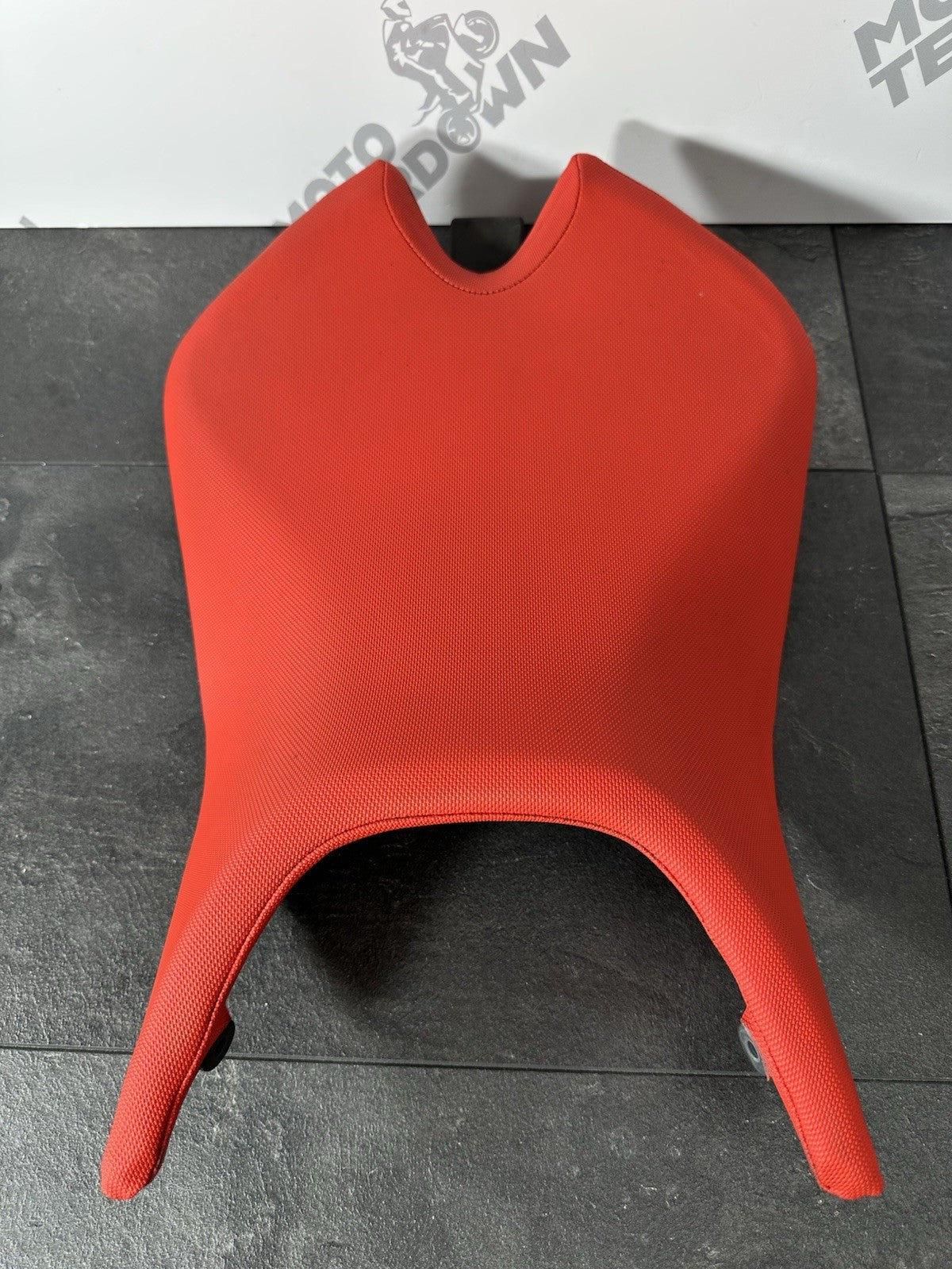 Aprilia RS660 2021 Seat Riders Seat RED Only 6220 Miles 2022-2025 OEM