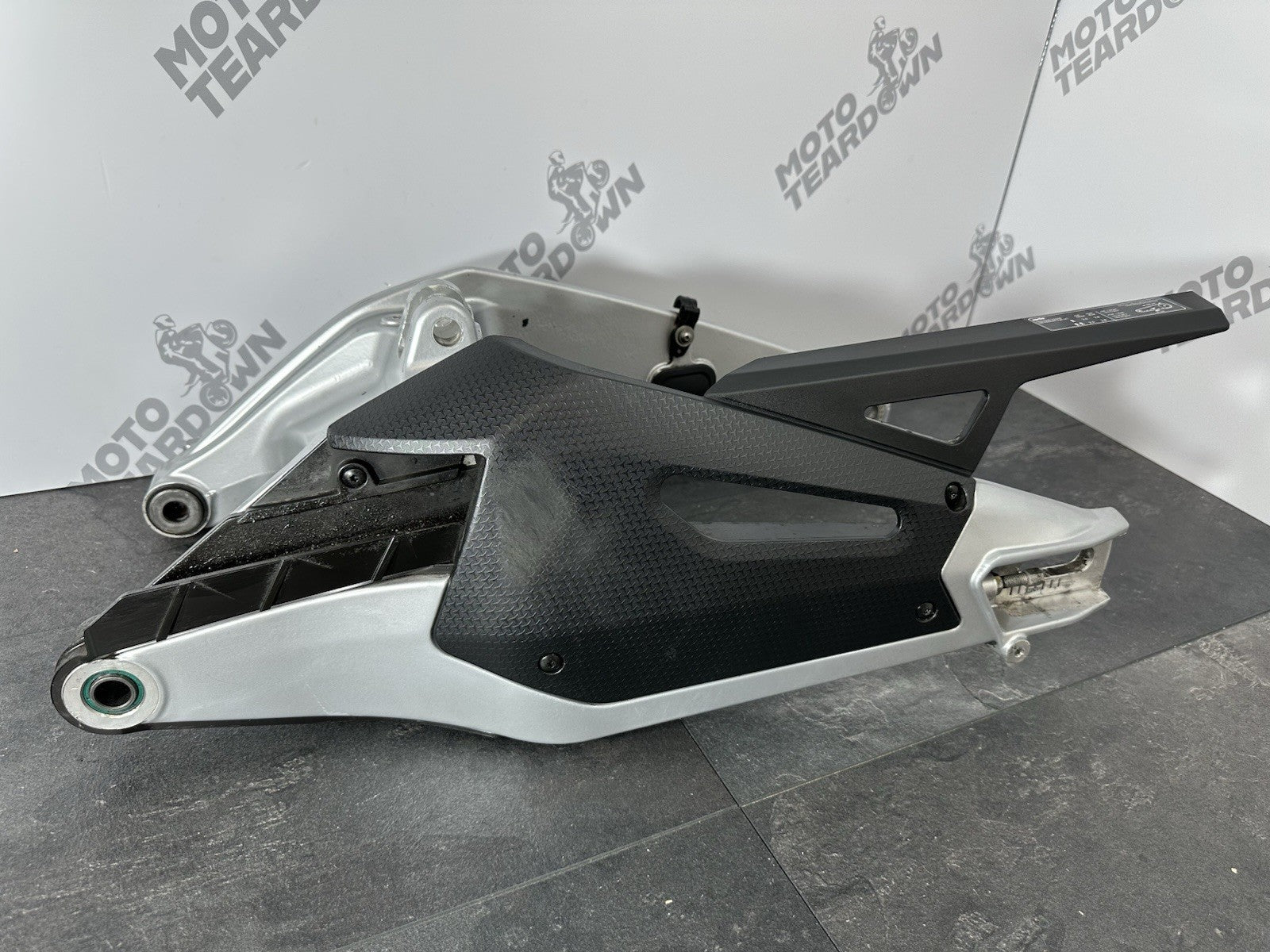 Aprilia RS660 2021 Swingarm Swinging Arm Rear Frame 6220 Miles 2022-2025 OEM
