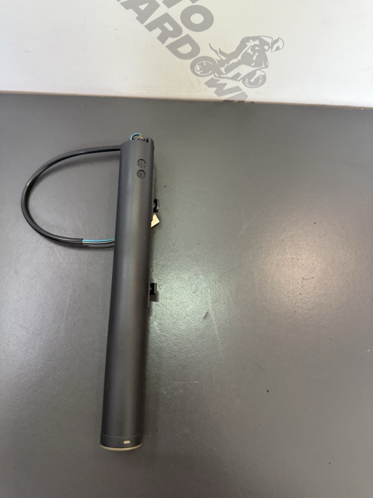 b5293f9c-d6f4-4589-85ca-b142cb796bfb