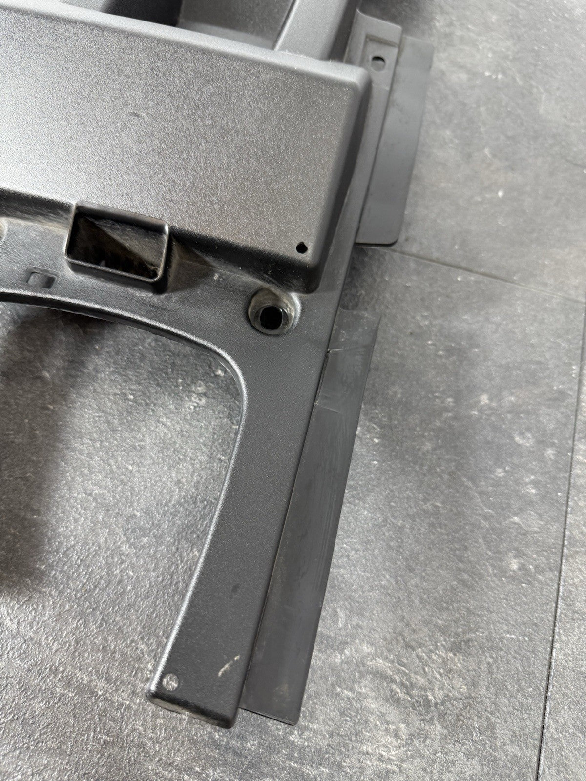 Yamaha YZF R125 R 125 2014 Subframe Undertray Panel 26983 Mile 2008-2018 OEM