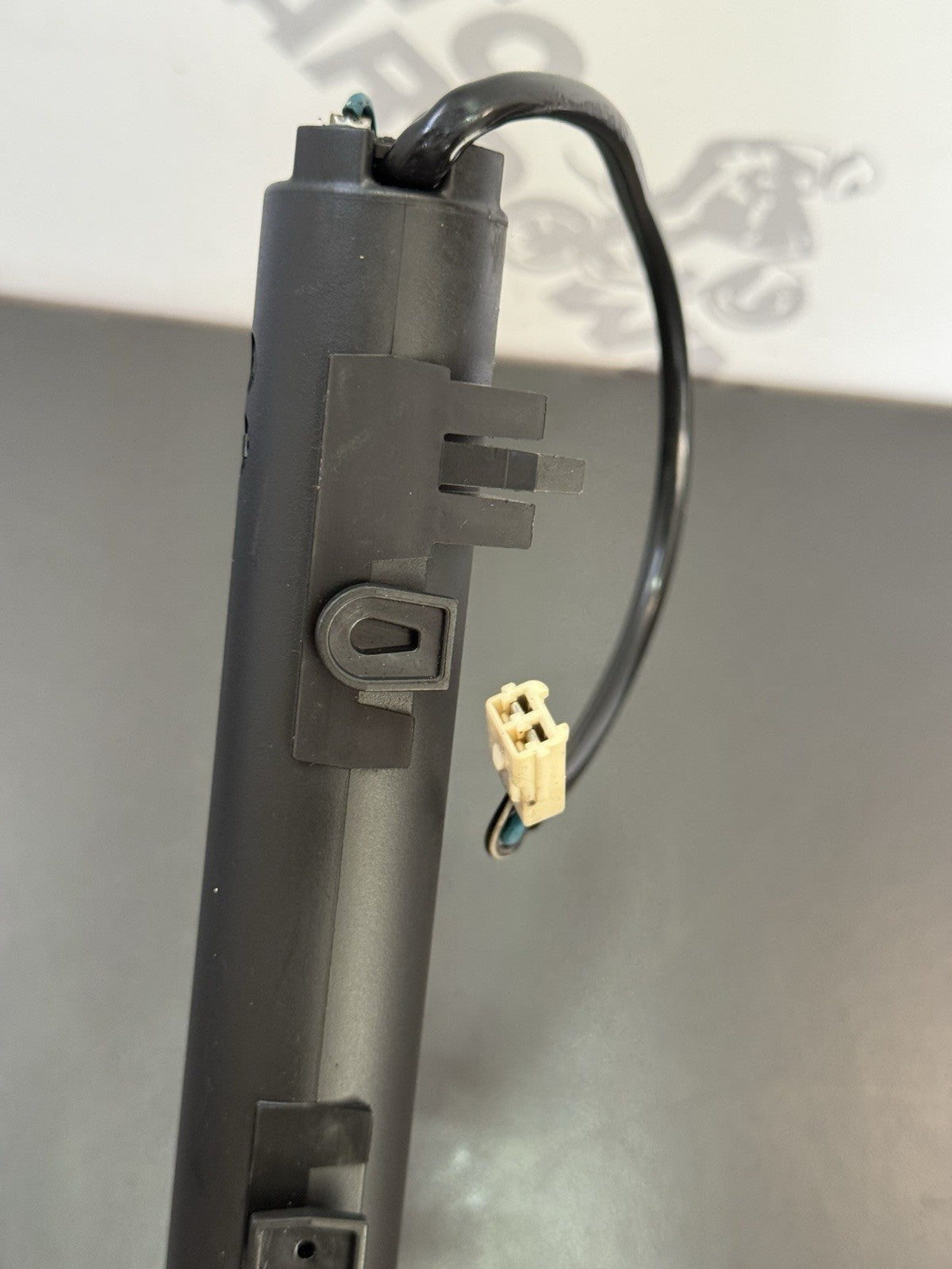 63c05913-dbd9-434c-8e4a-edde1372e296