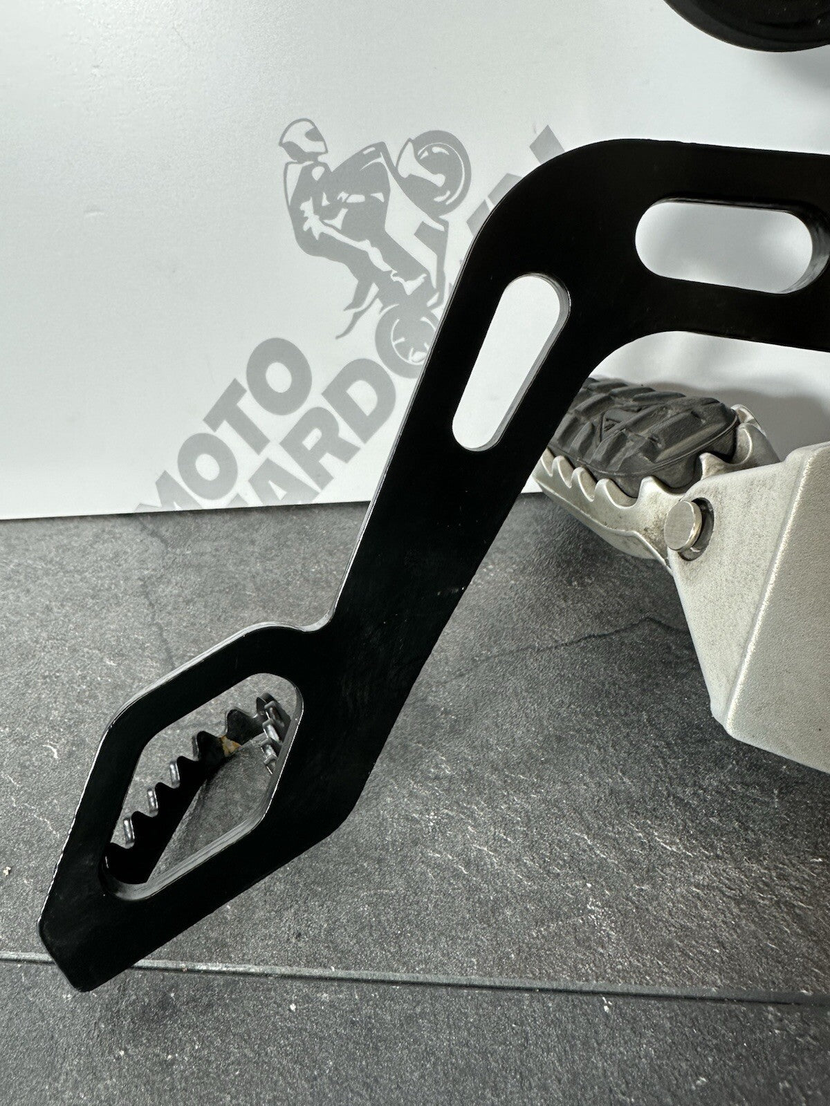 Triumph TIGER 900 GT PRO 2022 Right Footrest Rearset Rear Brake 6337m 2020-2023