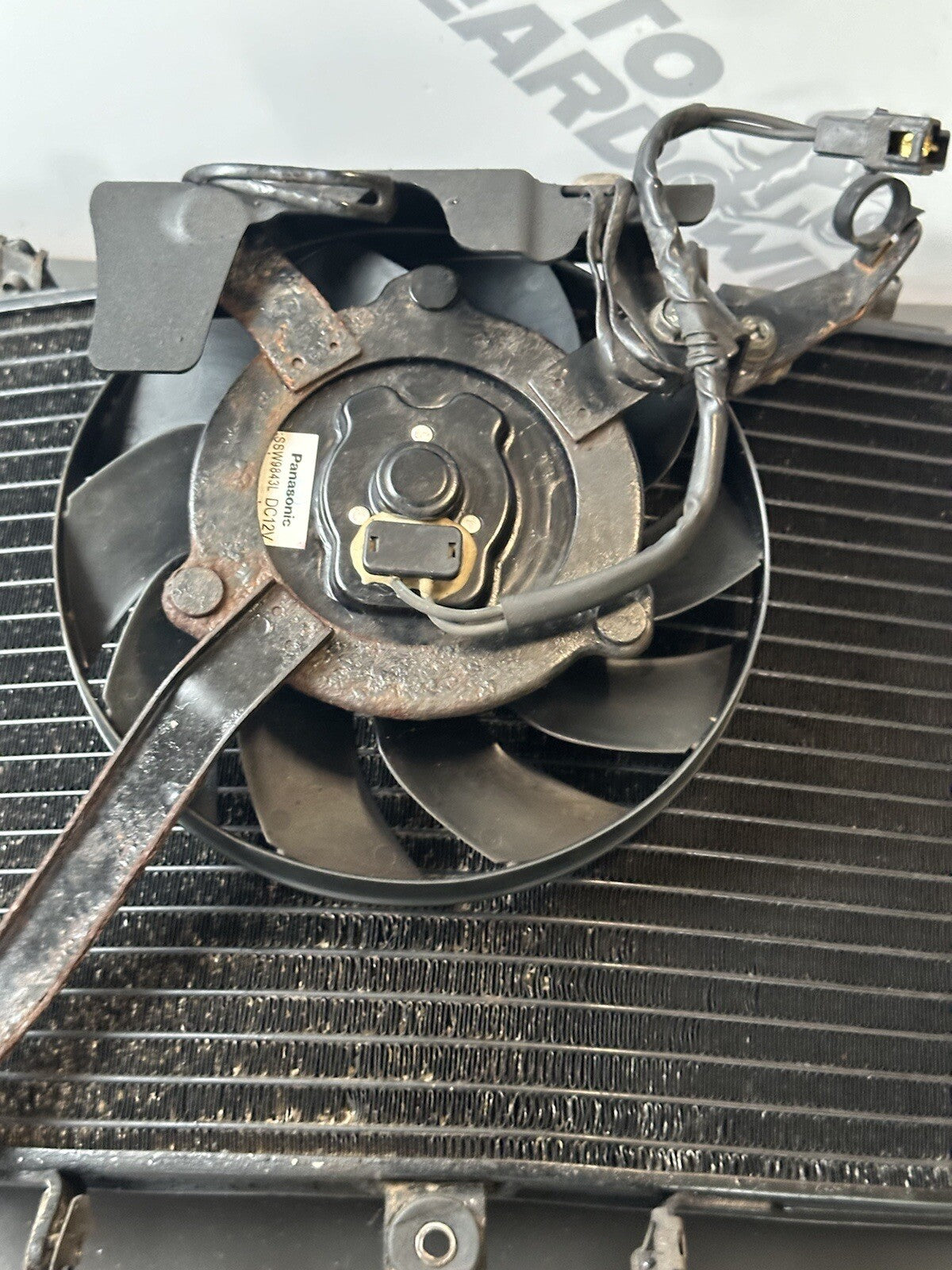 Triumph SPEED TRIPLE 1050 2013 RADIATOR WITH FAN 2011-2015 Radiator And Fan