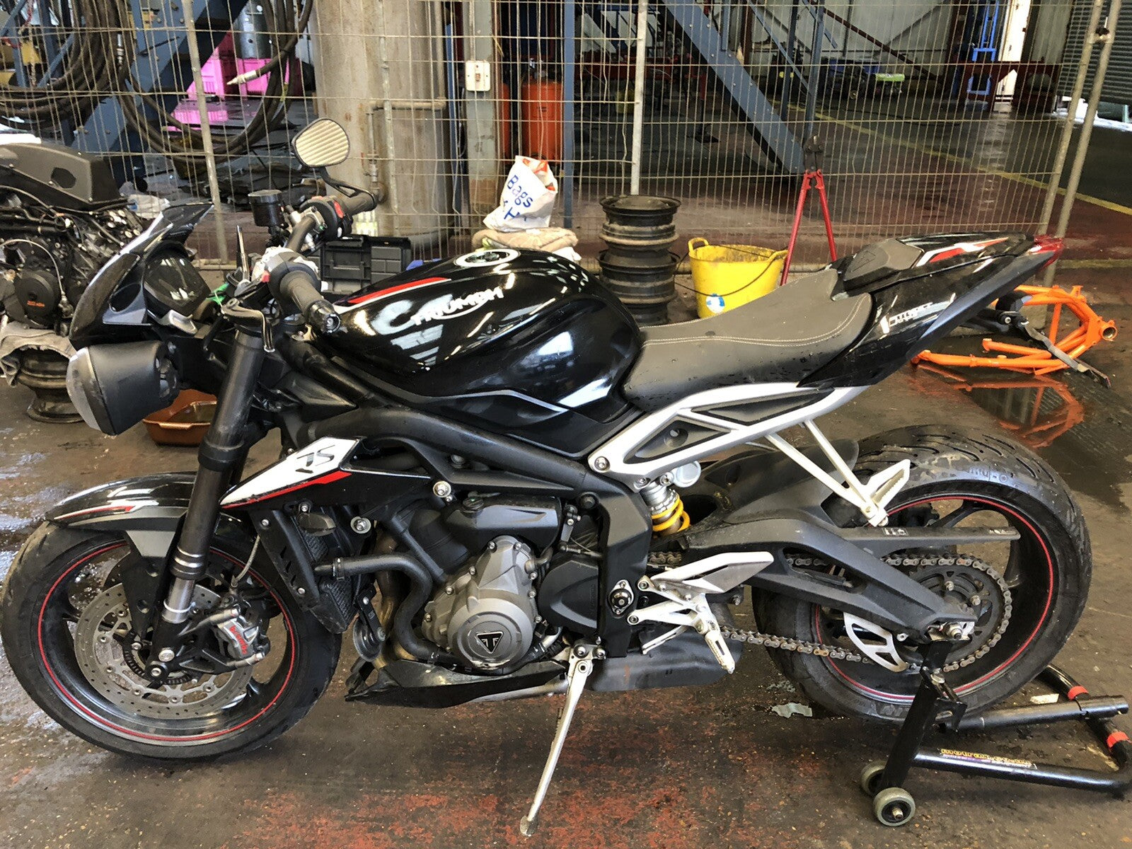 Triumph Street Triple RS 765 Swing Arm Frame Spindle 2017 Only 5159 Miles OEM
