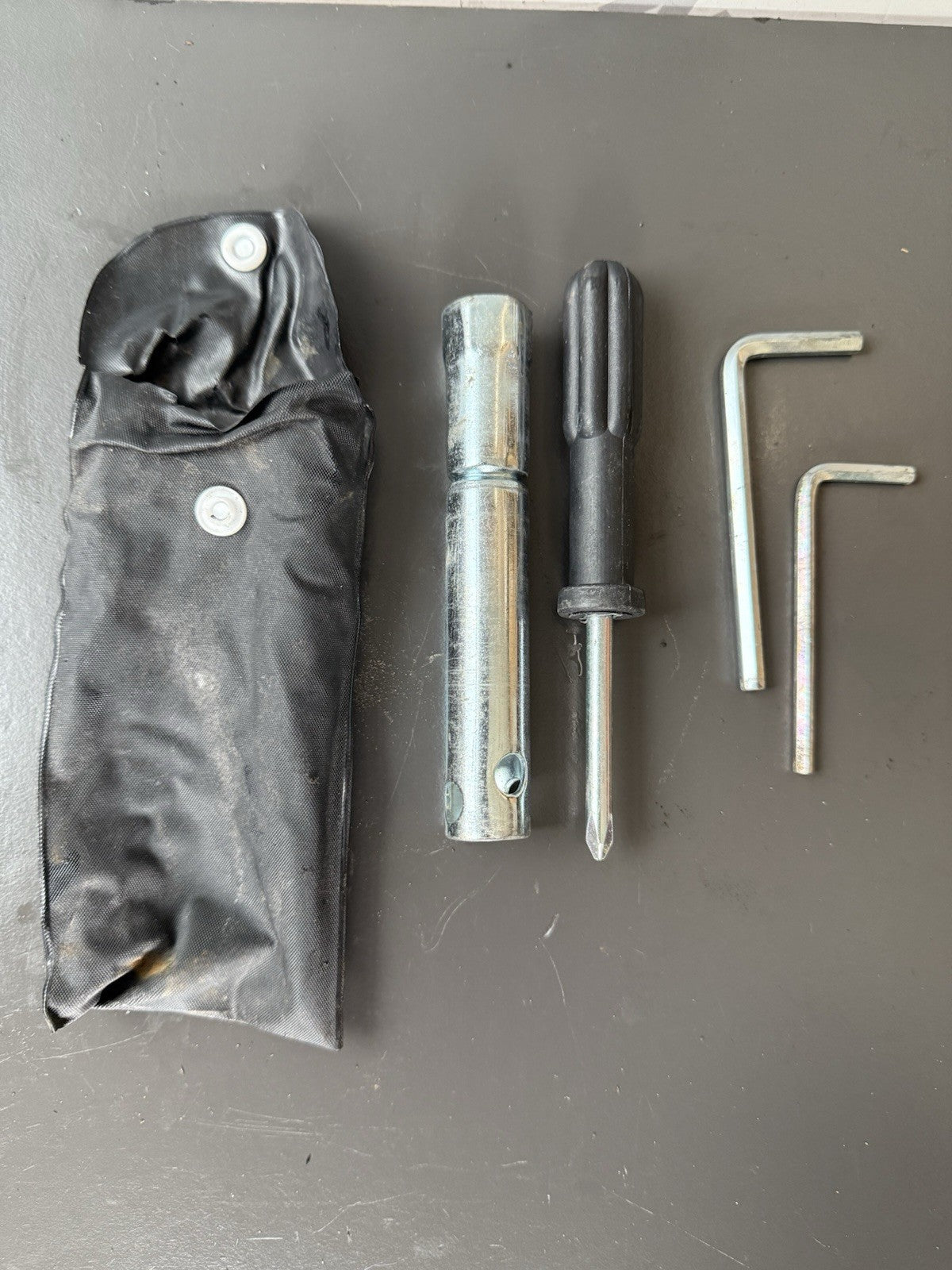 SUZUKI GSXS 125 TOOLKIT Suzuki GSXS 125 Toolkit 2017-2021 GSXS 125 Tool Kit OEM