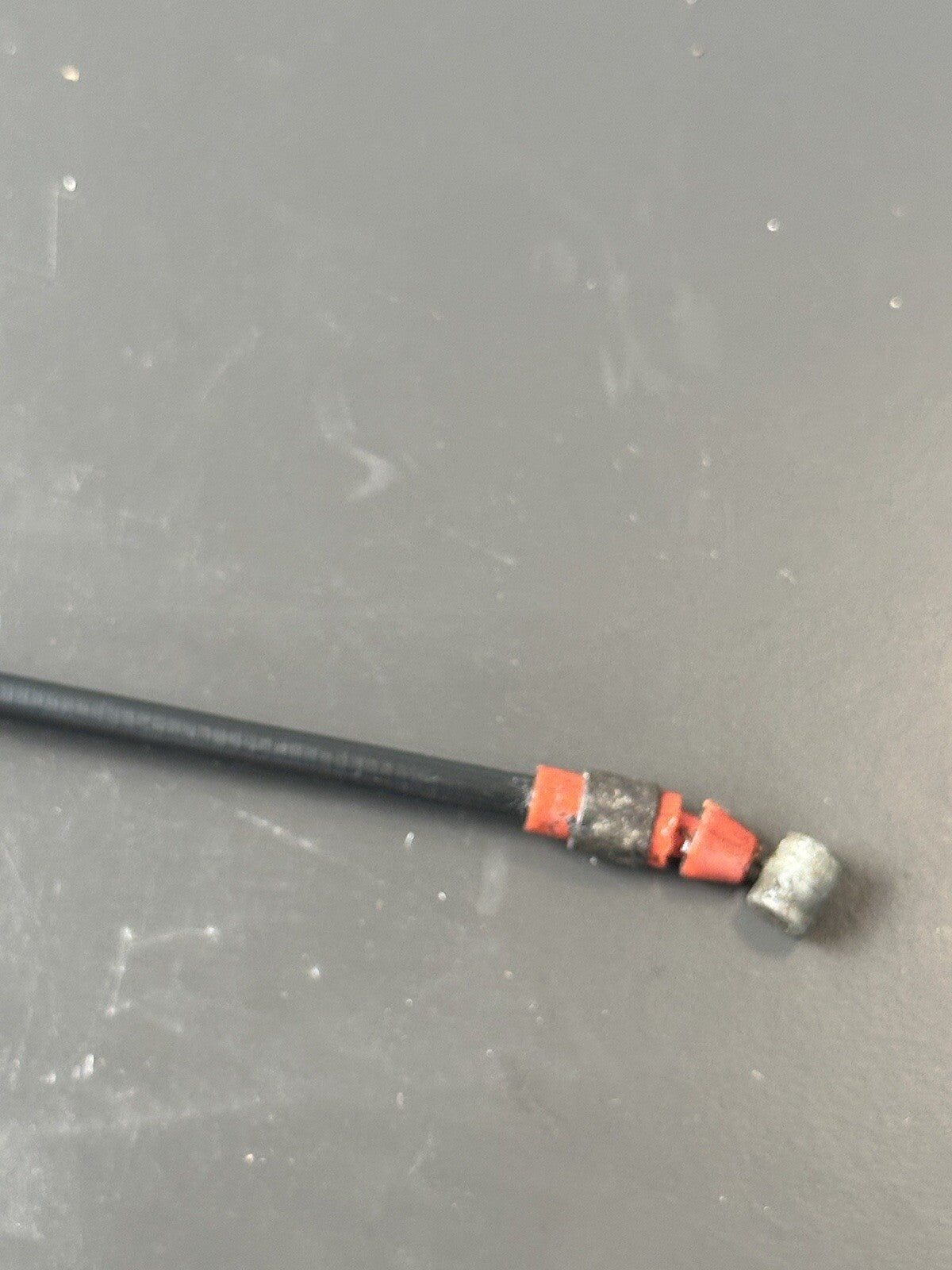 GENUINE TRIUMPH SPEED TRIPLE 1050 2011 -15 SEAT CATCH AND CABLE