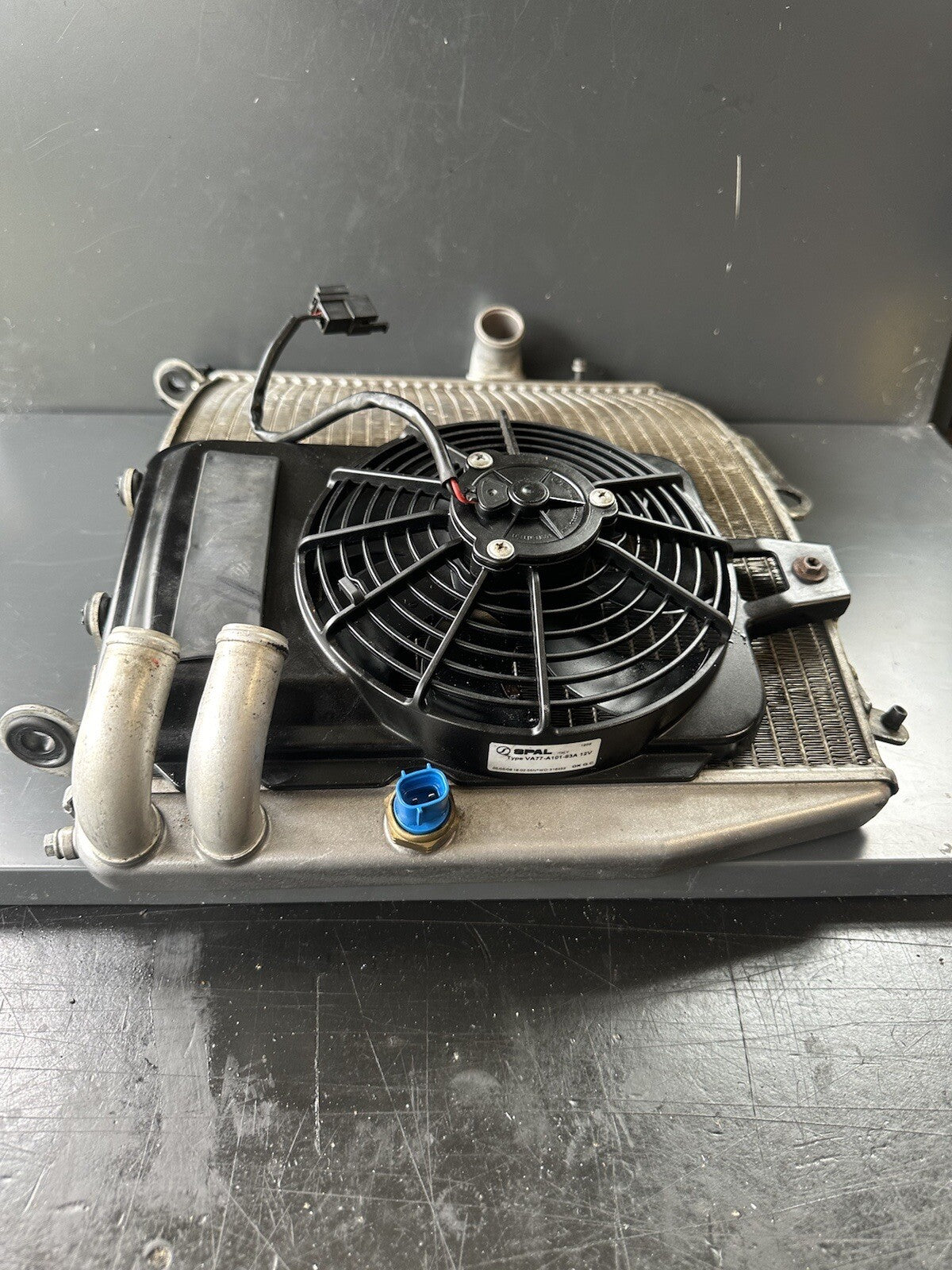 KTM 1190 RC8 Radiator And Fan 69035010033 KTM 1190 Radiator And Fan OEM 2010