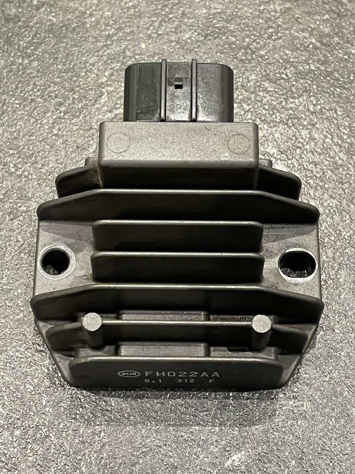 KTM Superduke R 1290 2018 2019 Regulator Rectifier Unit Only 8115 Miles OEM